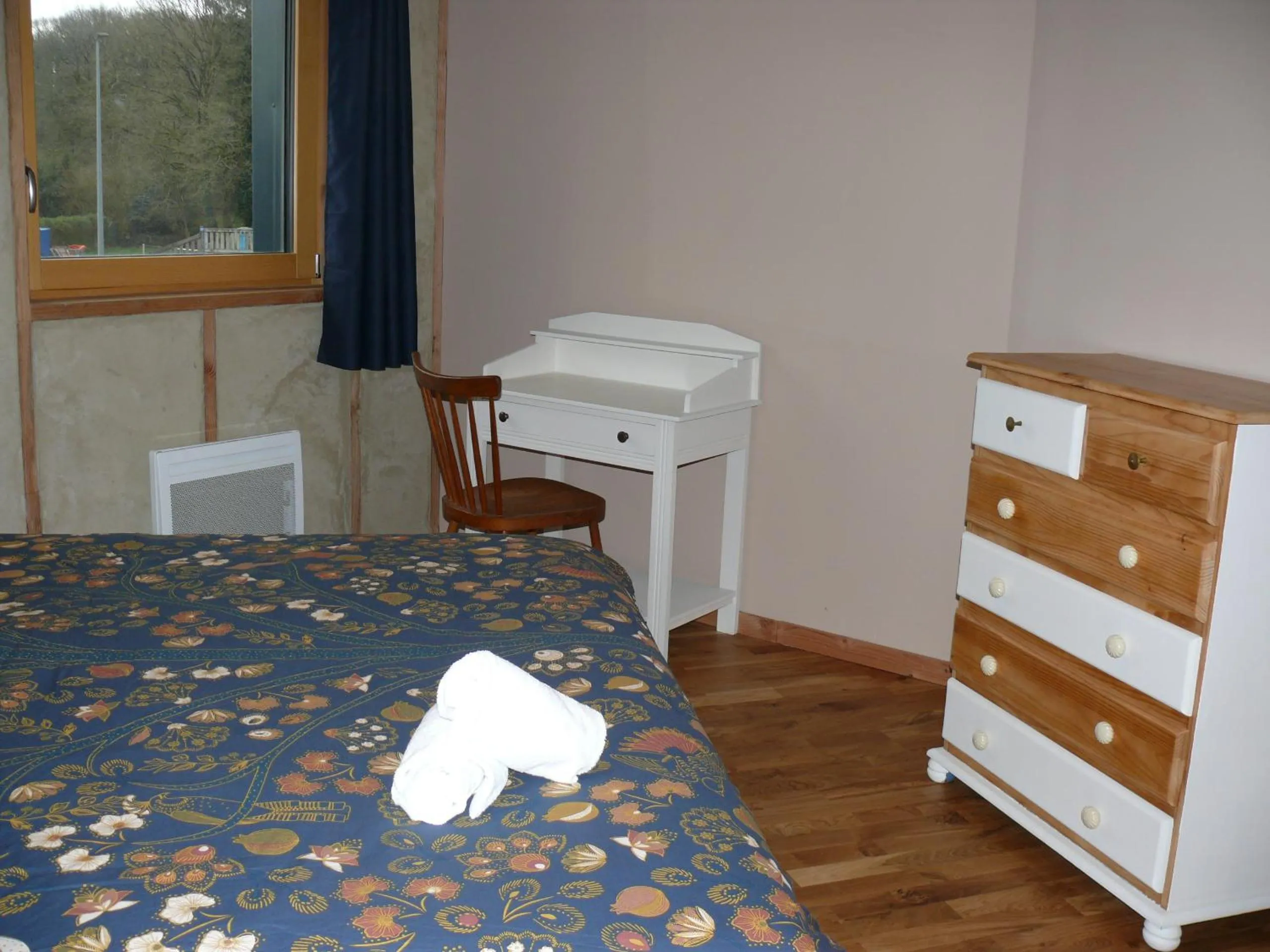 Bedroom, Bed in A la belle étoile