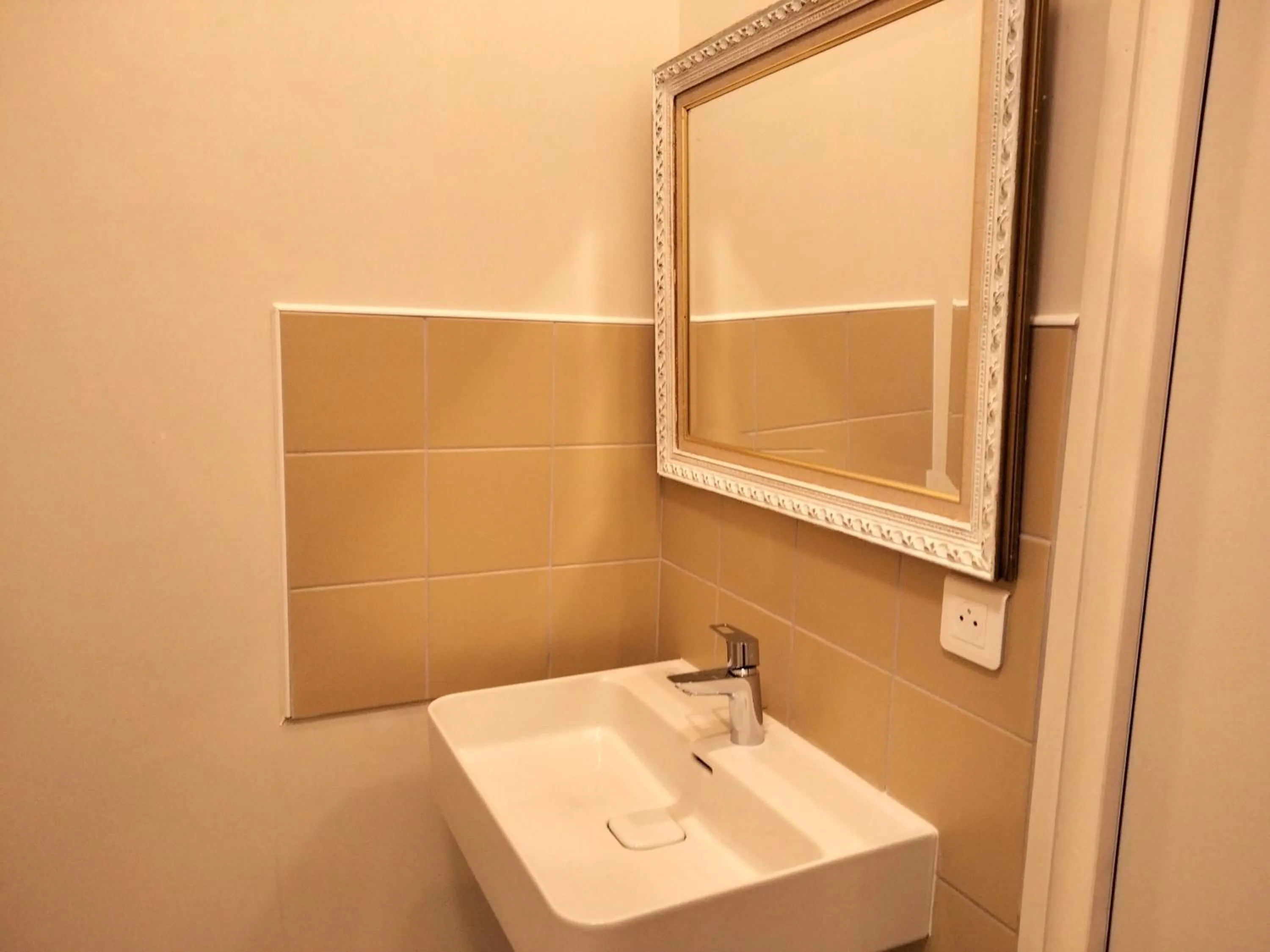 Bathroom in A la belle étoile