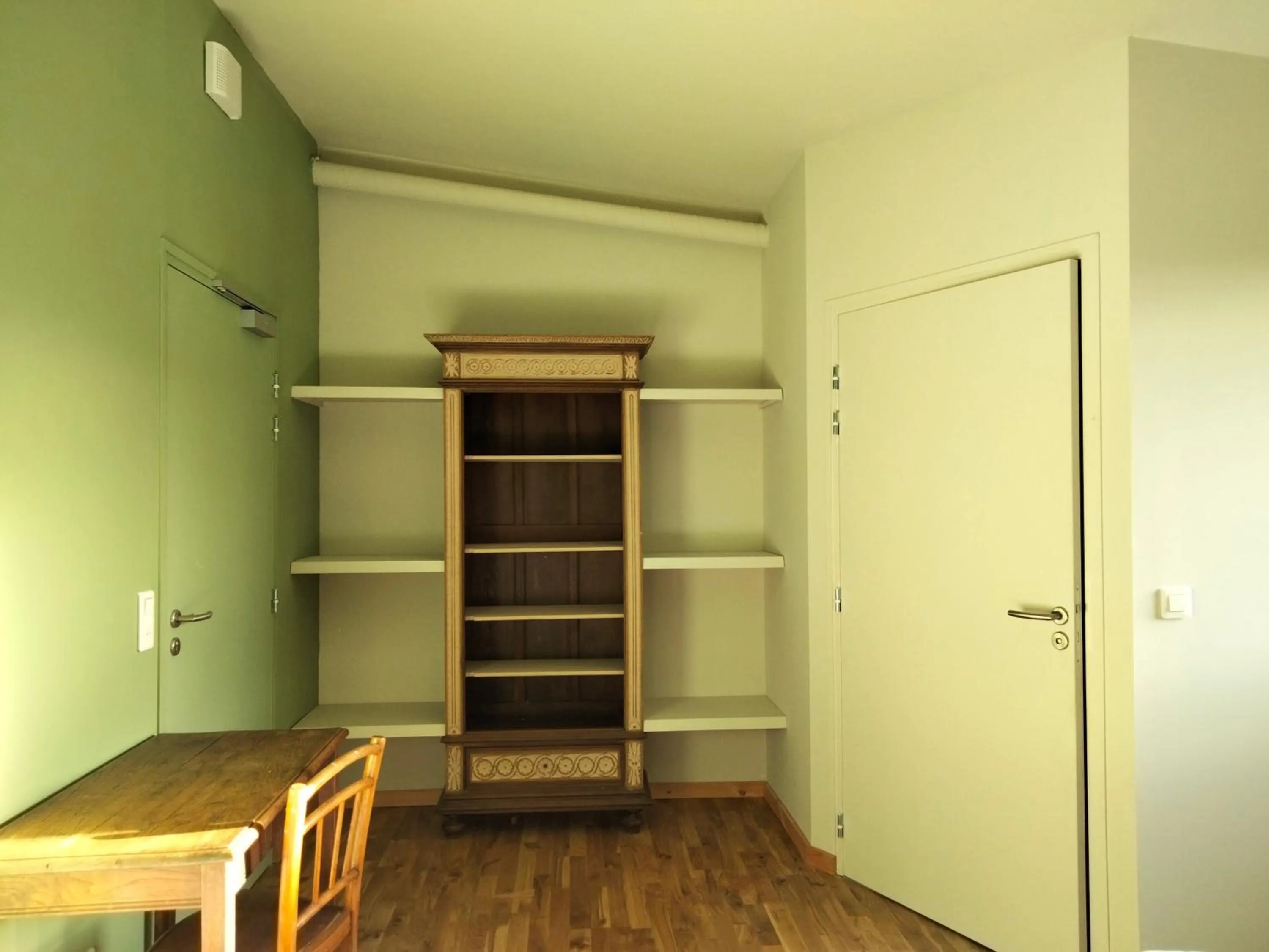 wardrobe in A la belle étoile