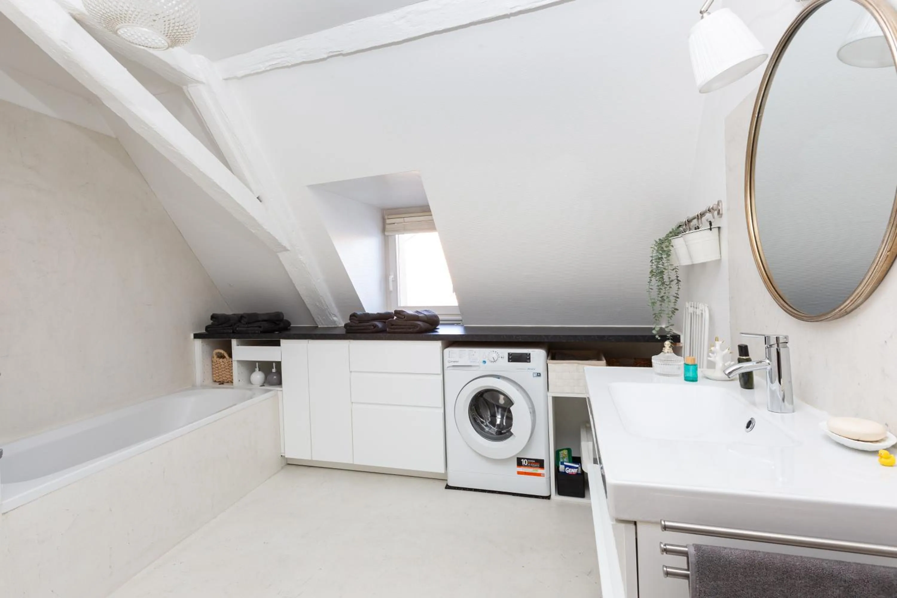 Bathroom in Petite France-Cathédrale, Duplex 100m2- 3 chambres