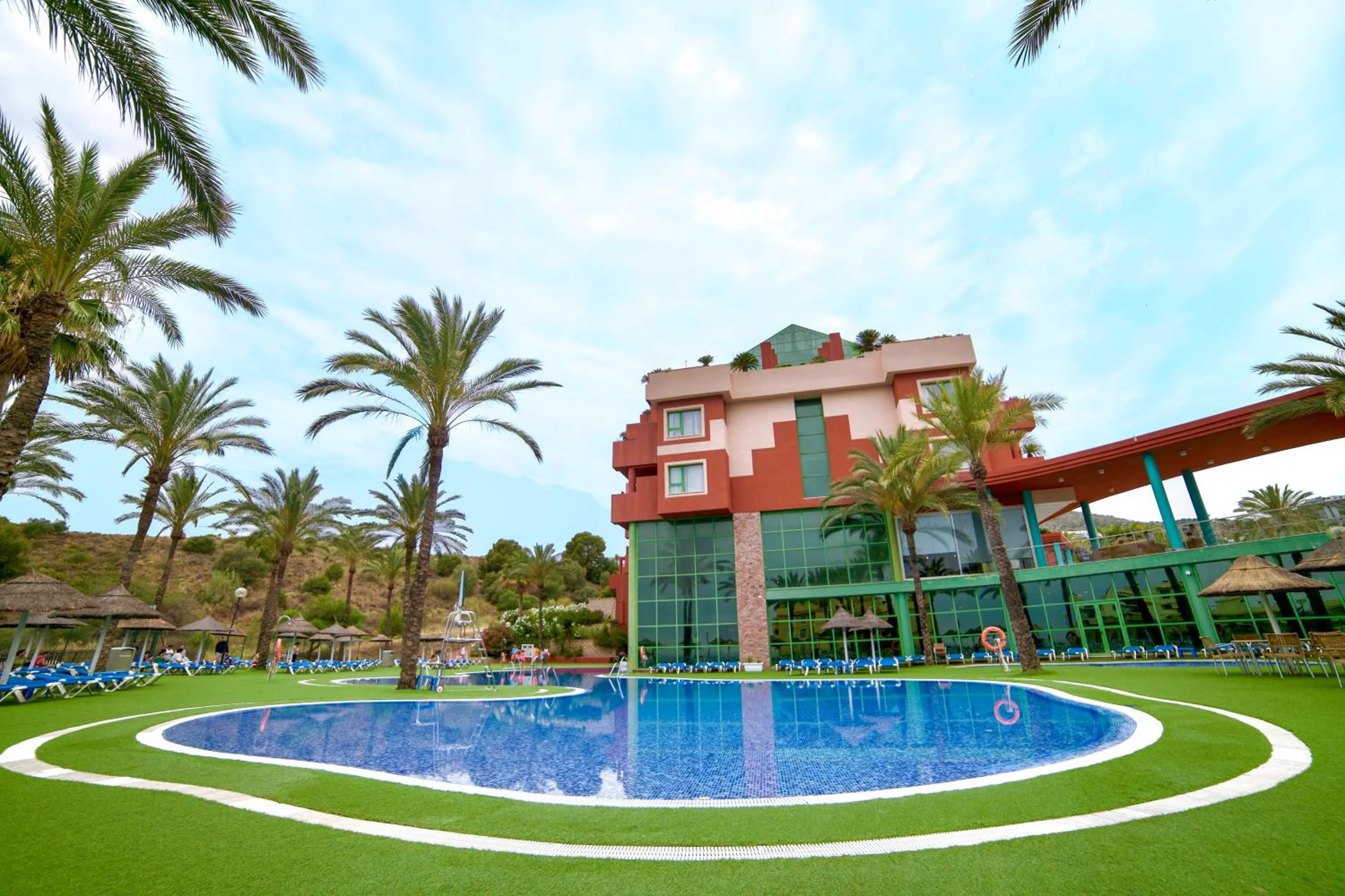 Swimming pool in Holiday World RIWO Hotel.