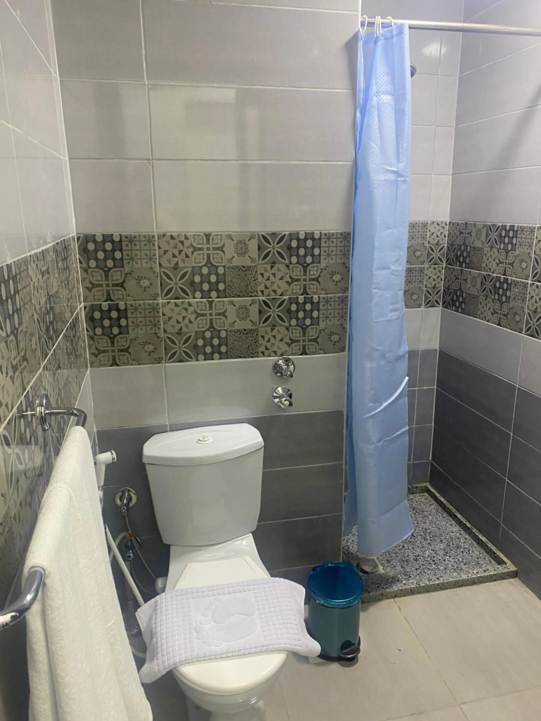 Bathroom in Lamera Hotel