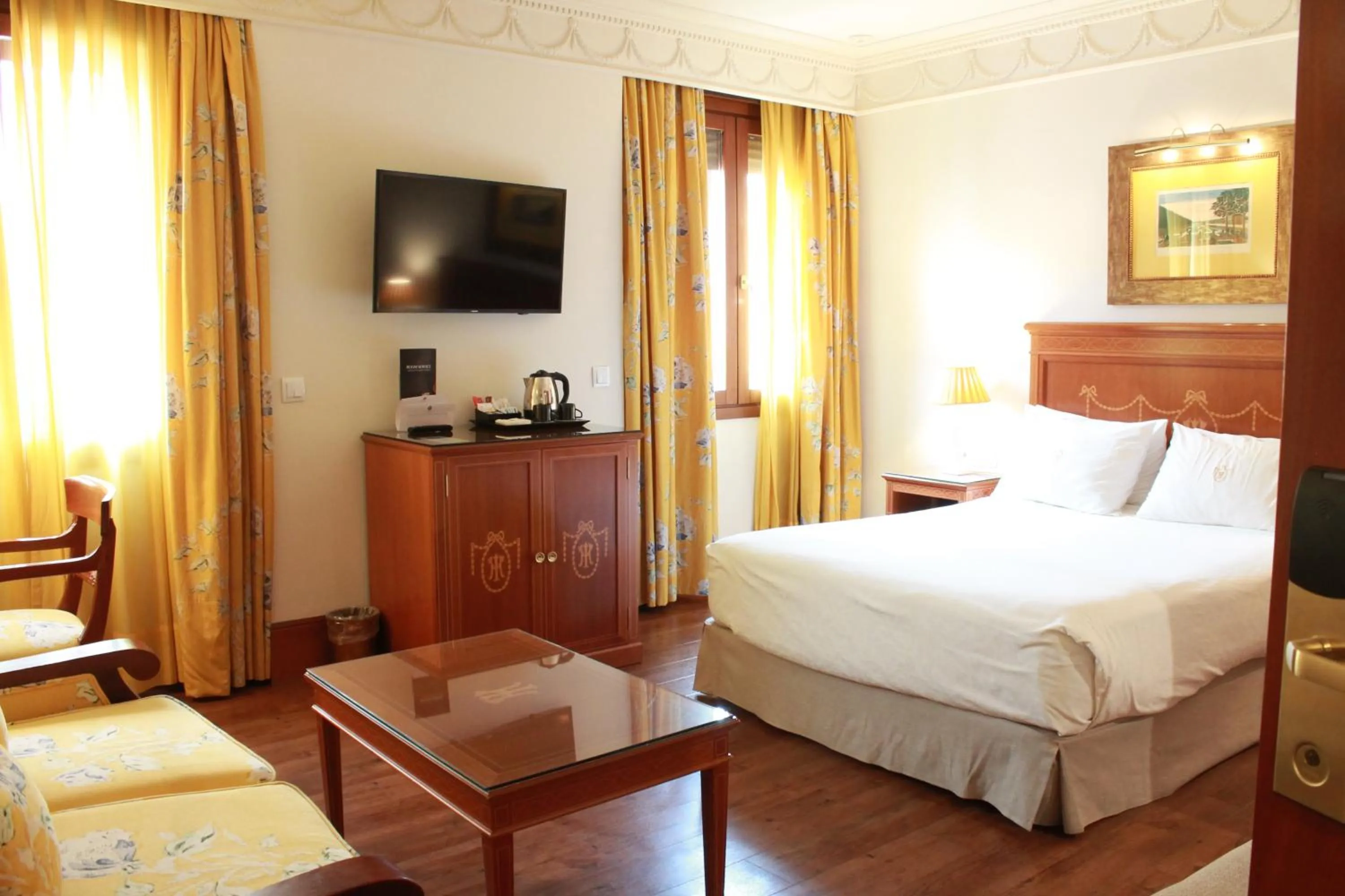 Bed in Hotel Inglaterra