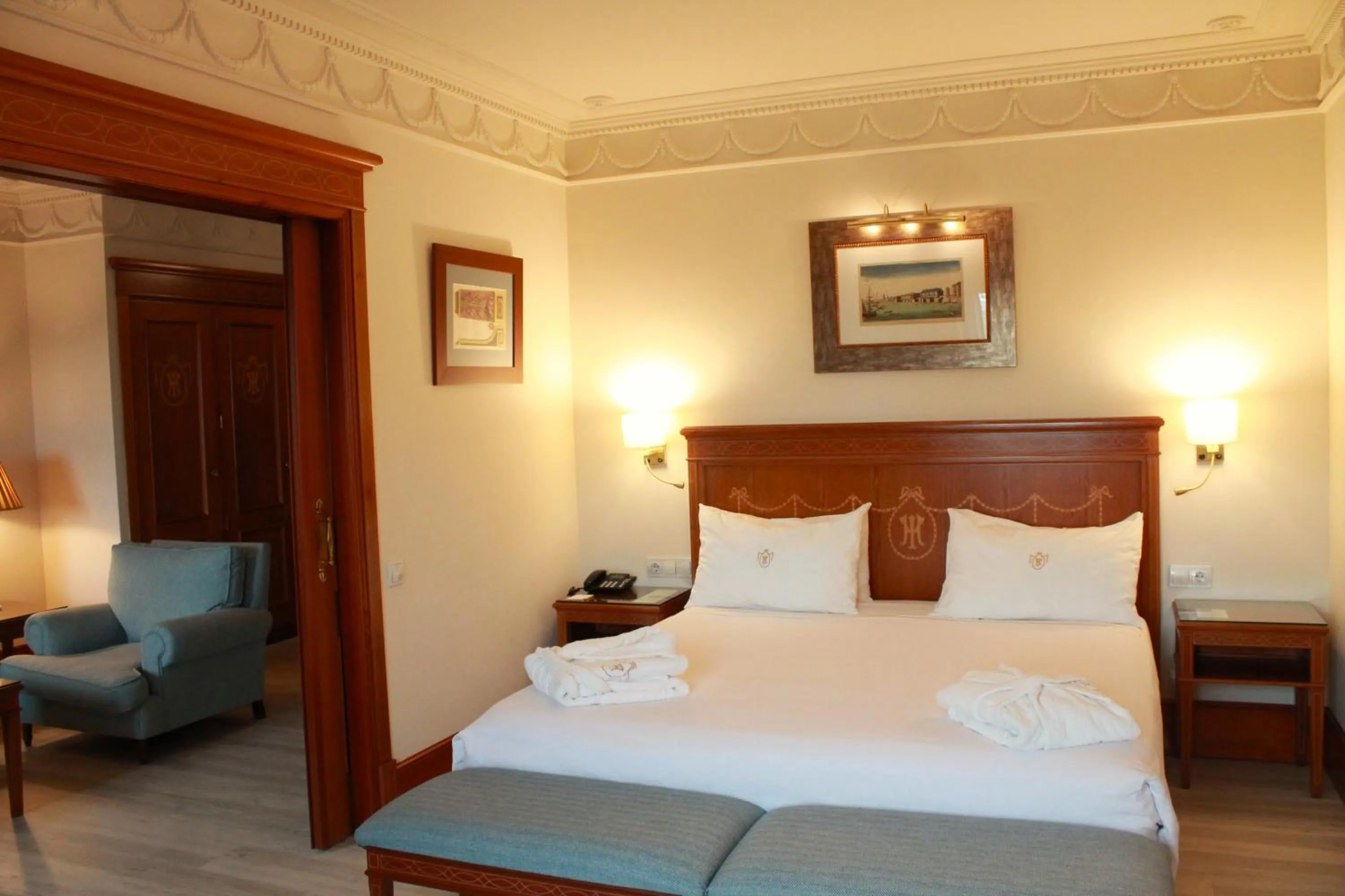 Bed in Hotel Inglaterra