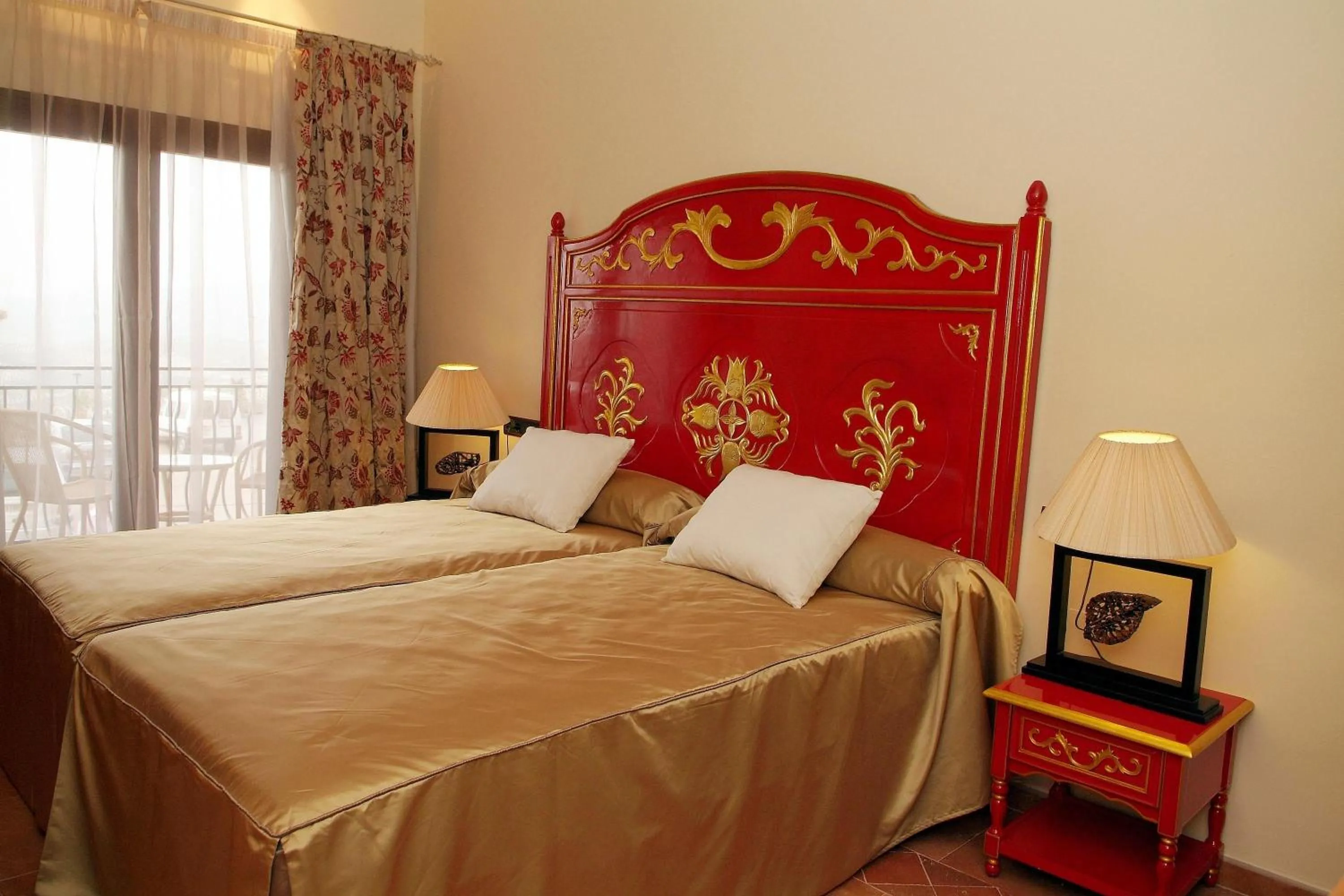 Photo of the whole room, Bed in Hotel & Spa Sierra de Cazorla 4*