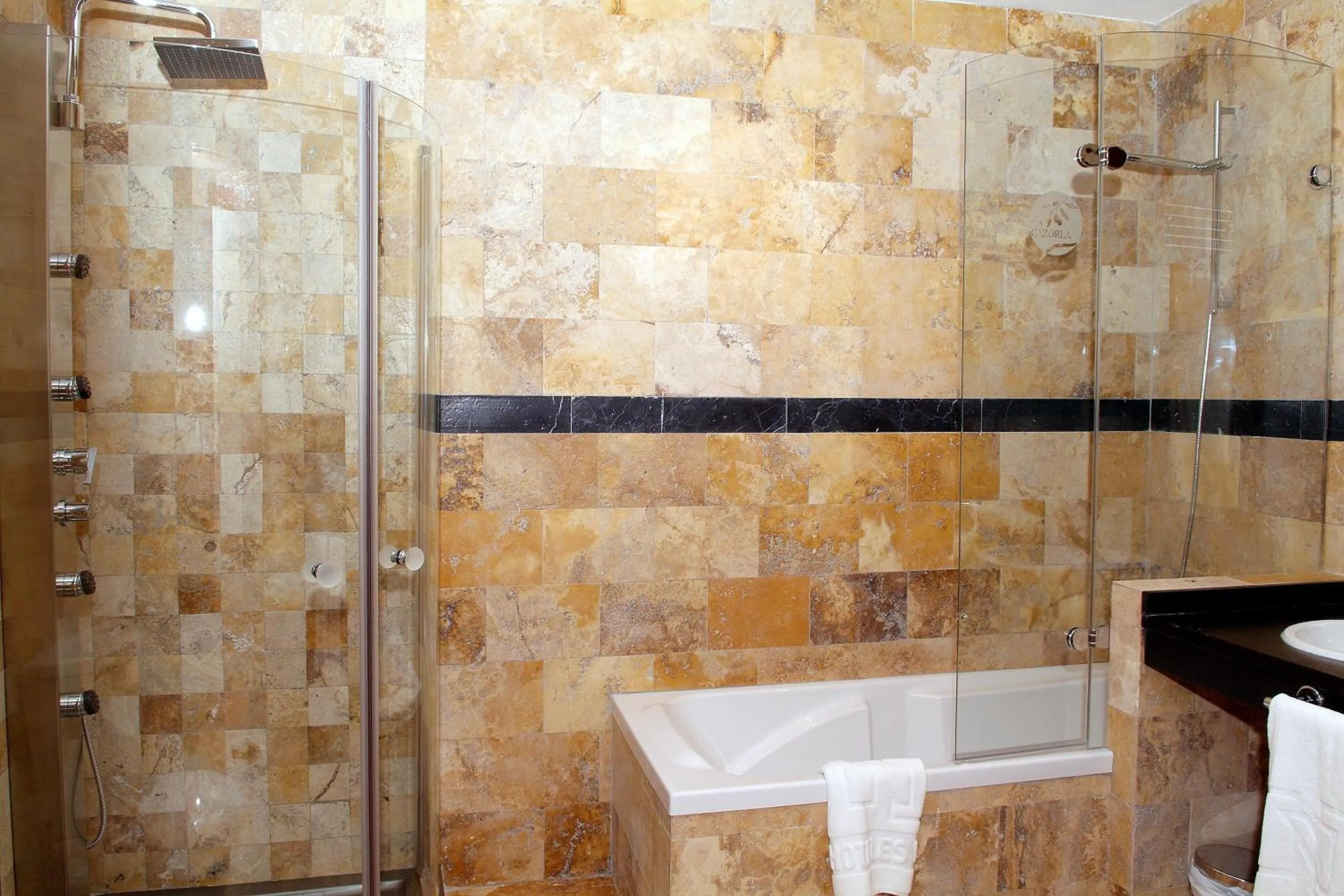 Bathroom in Hotel & Spa Sierra de Cazorla 4*