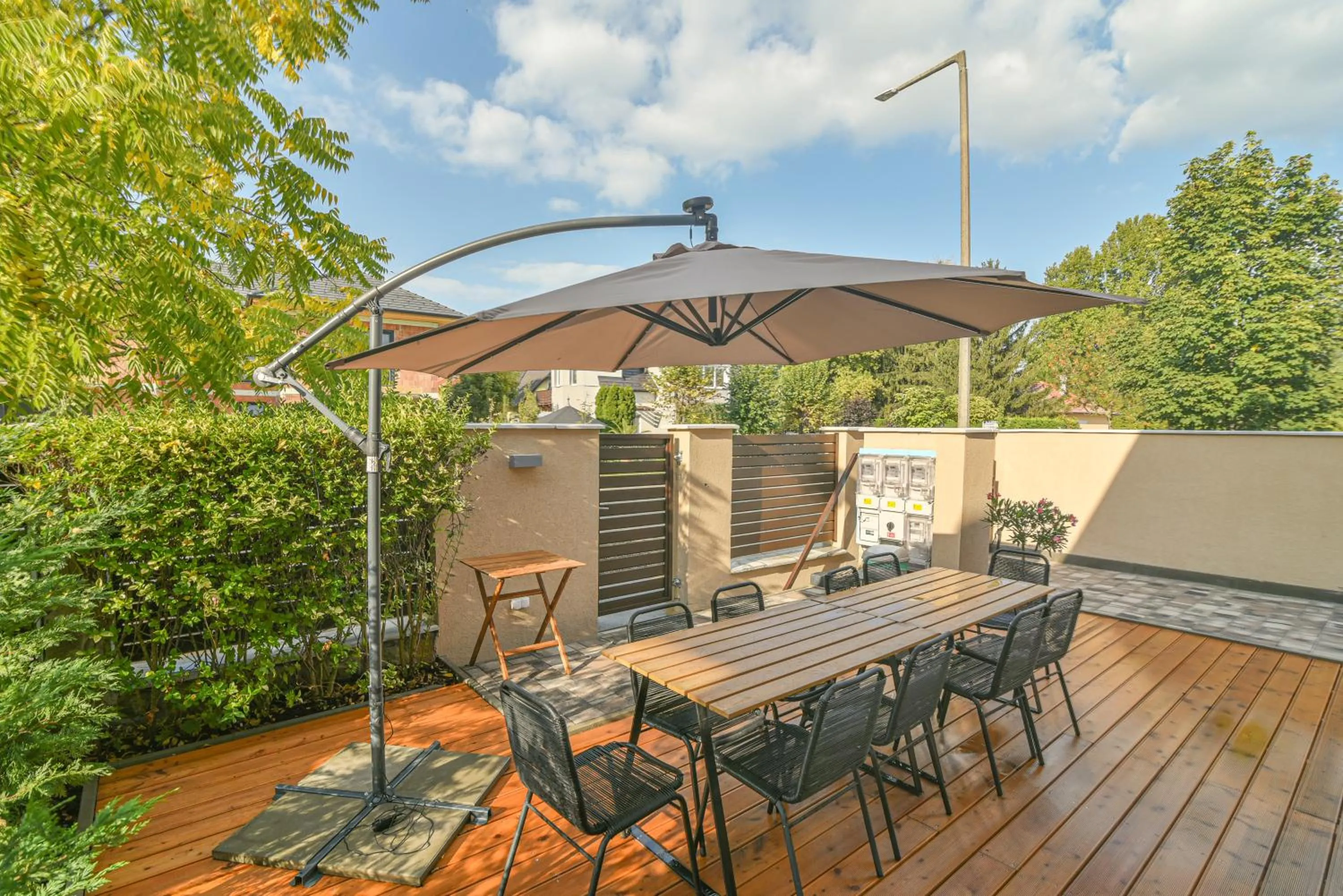 Garden in Happy Apartments