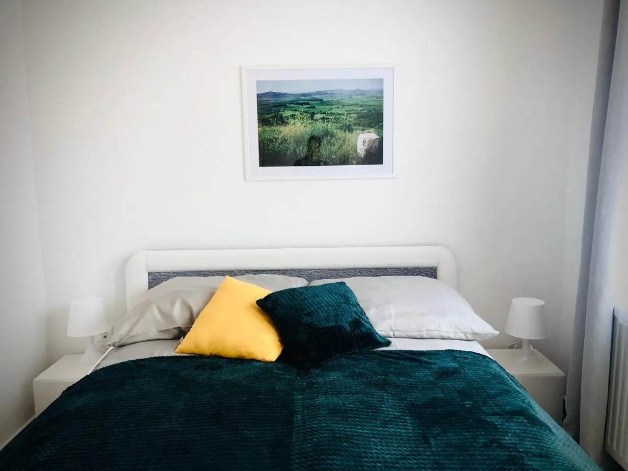 Bedroom, Bed in Happy Apartments