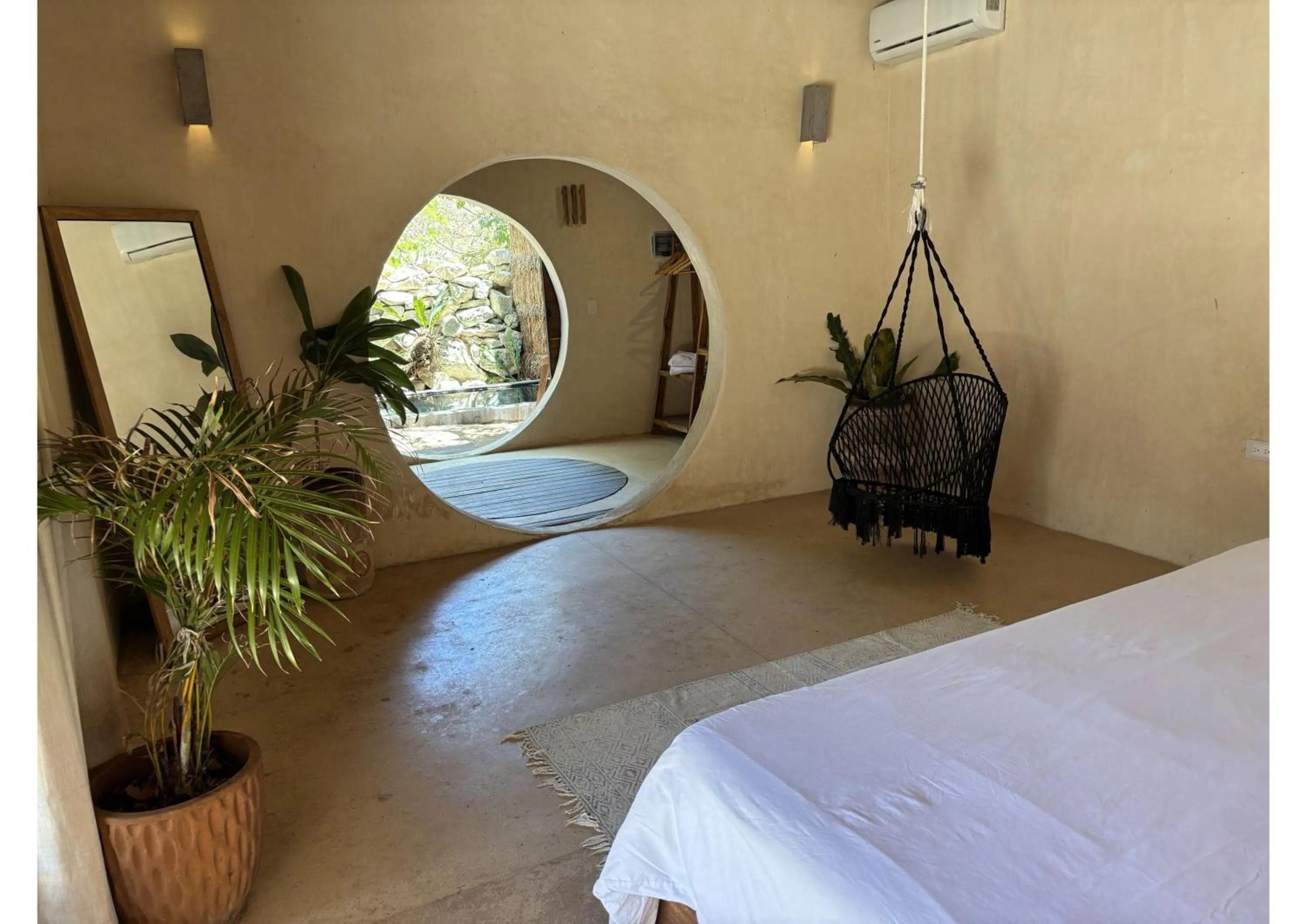 Bed in Zenote Sanctuary