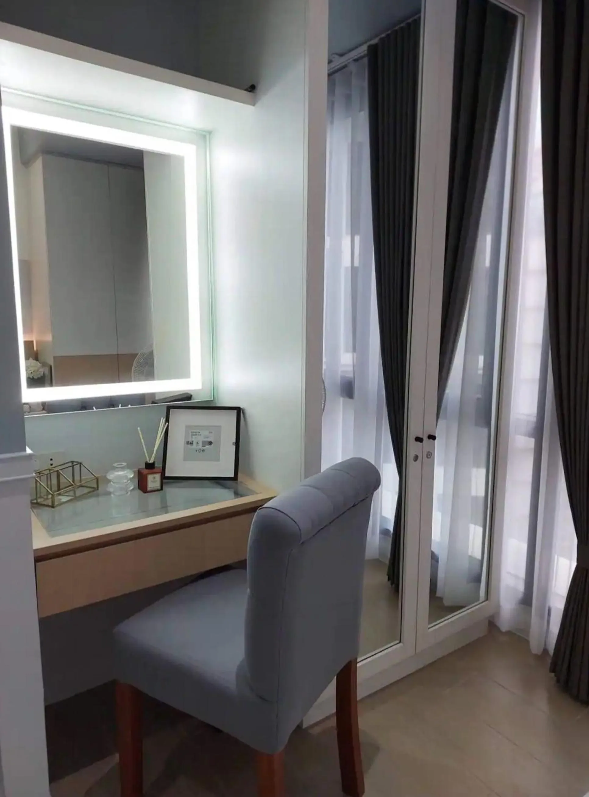 Bedroom in The Florence at McKinley Hill