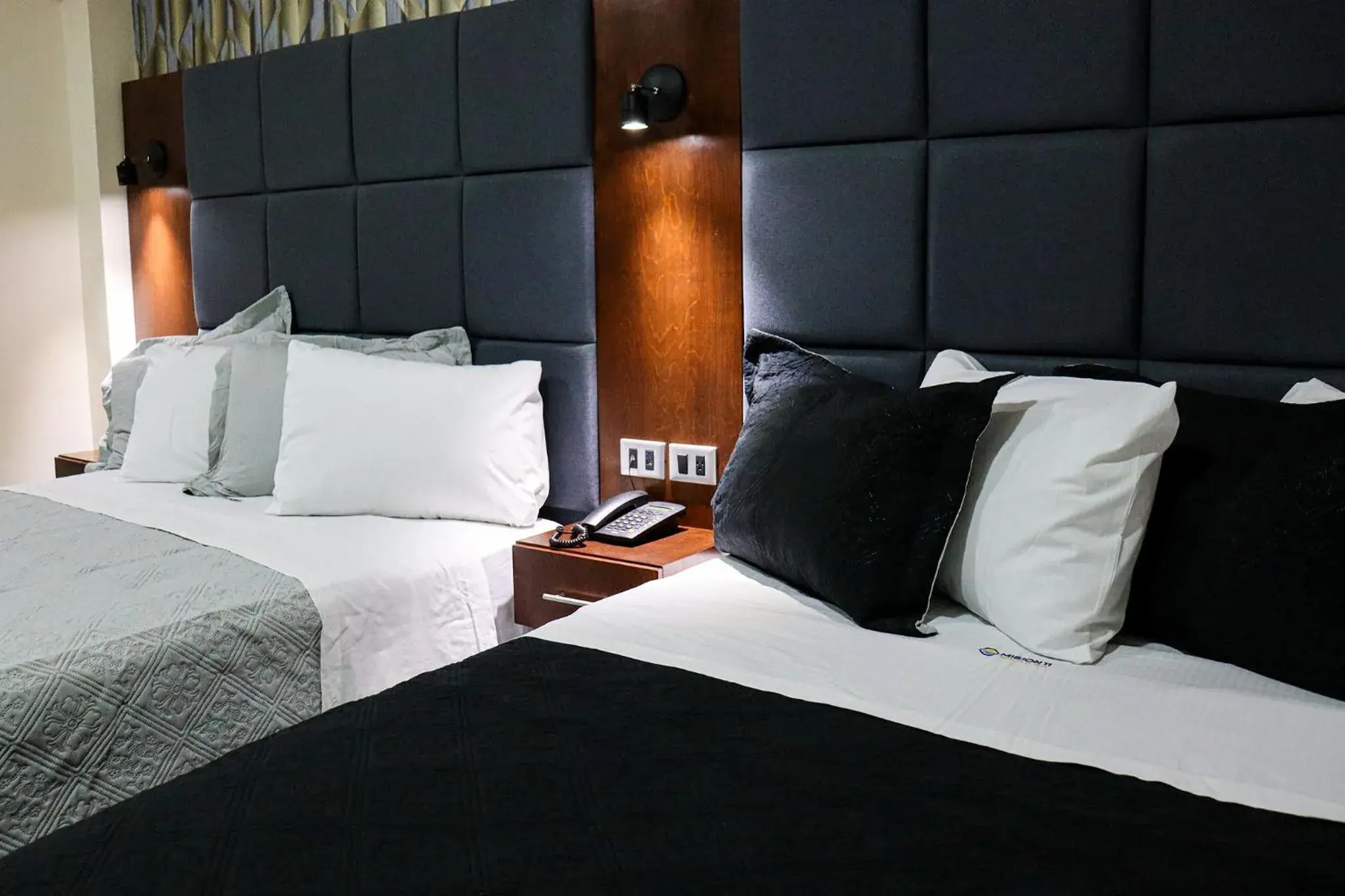 Deluxe Twin Room in HOTEL MISION 11 Deluxe Twin Room in HOTEL MISION 11