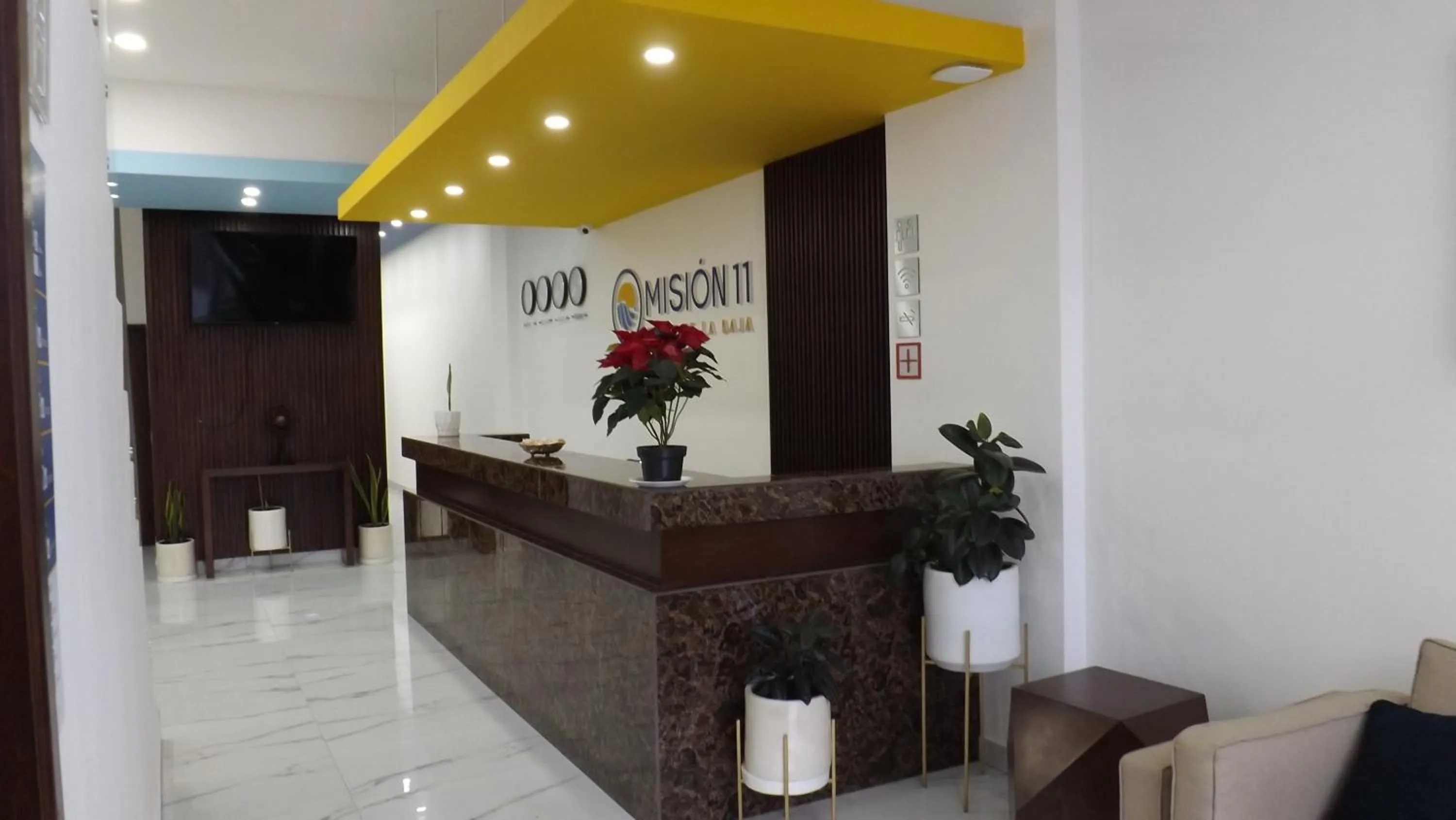 Lobby or reception in HOTEL MISION 11