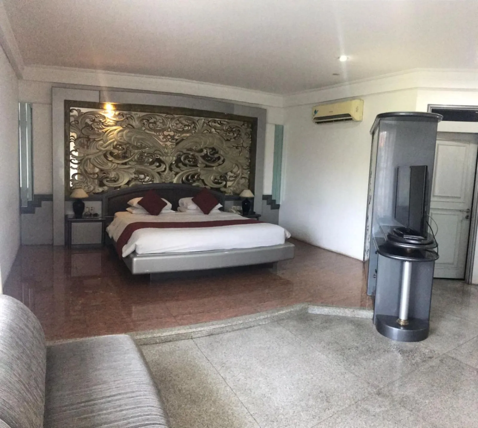 Bedroom, Bed in Hotel New Puri Garden