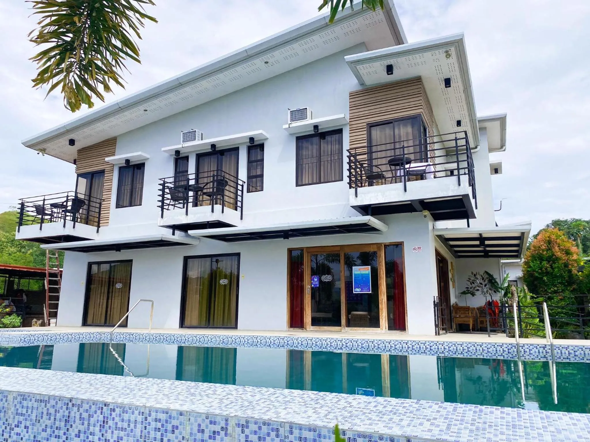 Swimming pool in Casa De Española Hotel and Resort