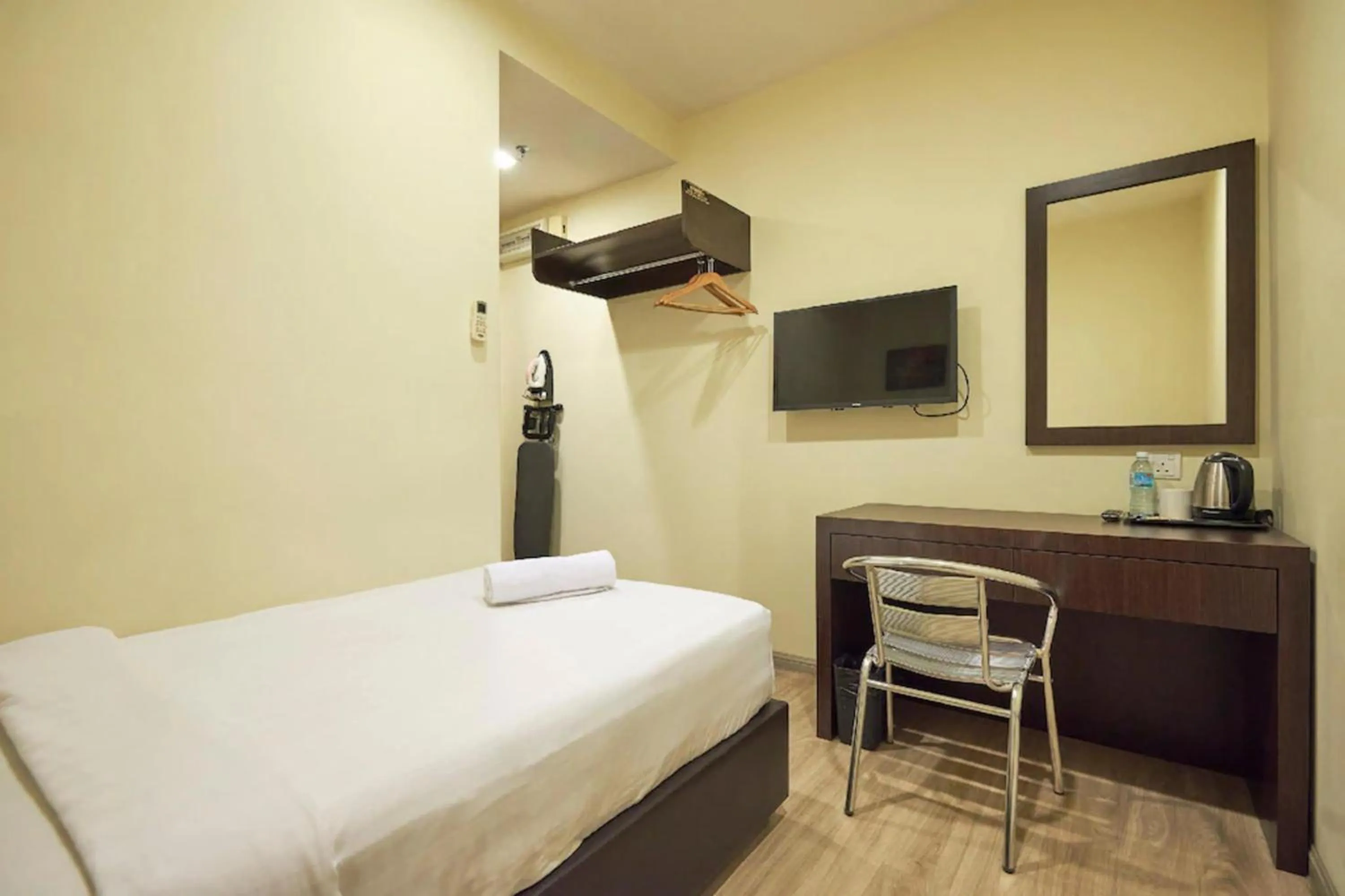 Bedroom in Hotel O Senja Hostel Chinatown