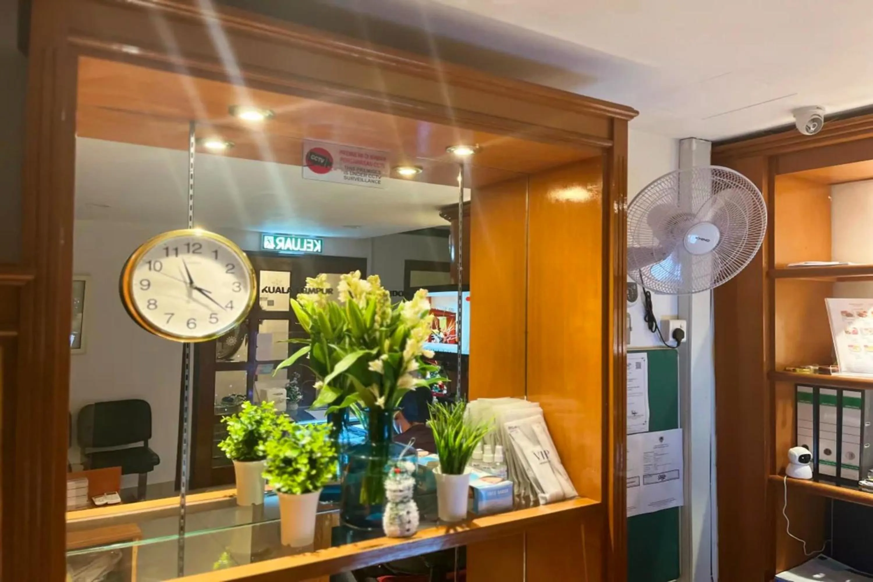 Lobby or reception in Hotel O Senja Hostel Chinatown