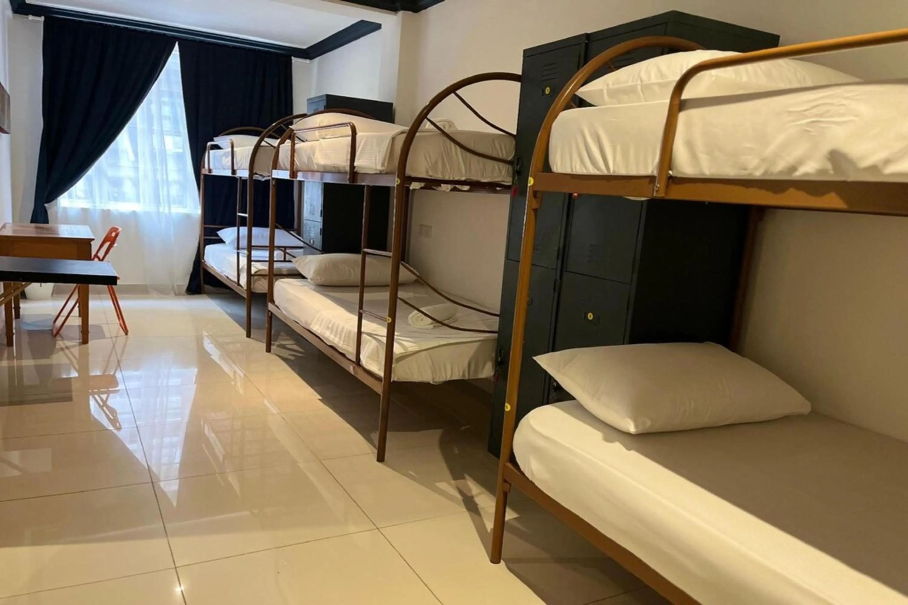 Bedroom in Hotel O Senja Hostel Chinatown