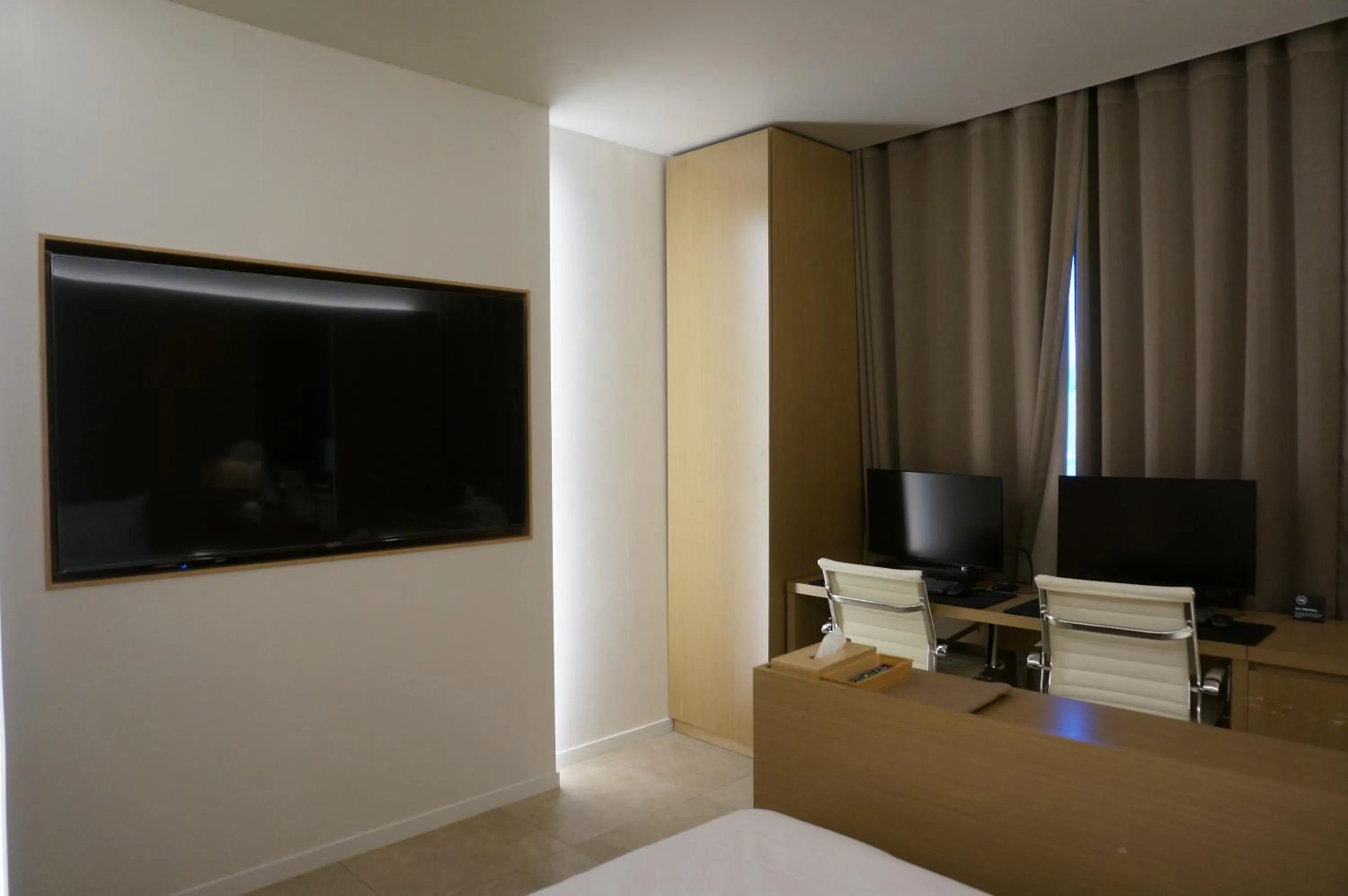 TV and multimedia in Sodo Hotel Paju