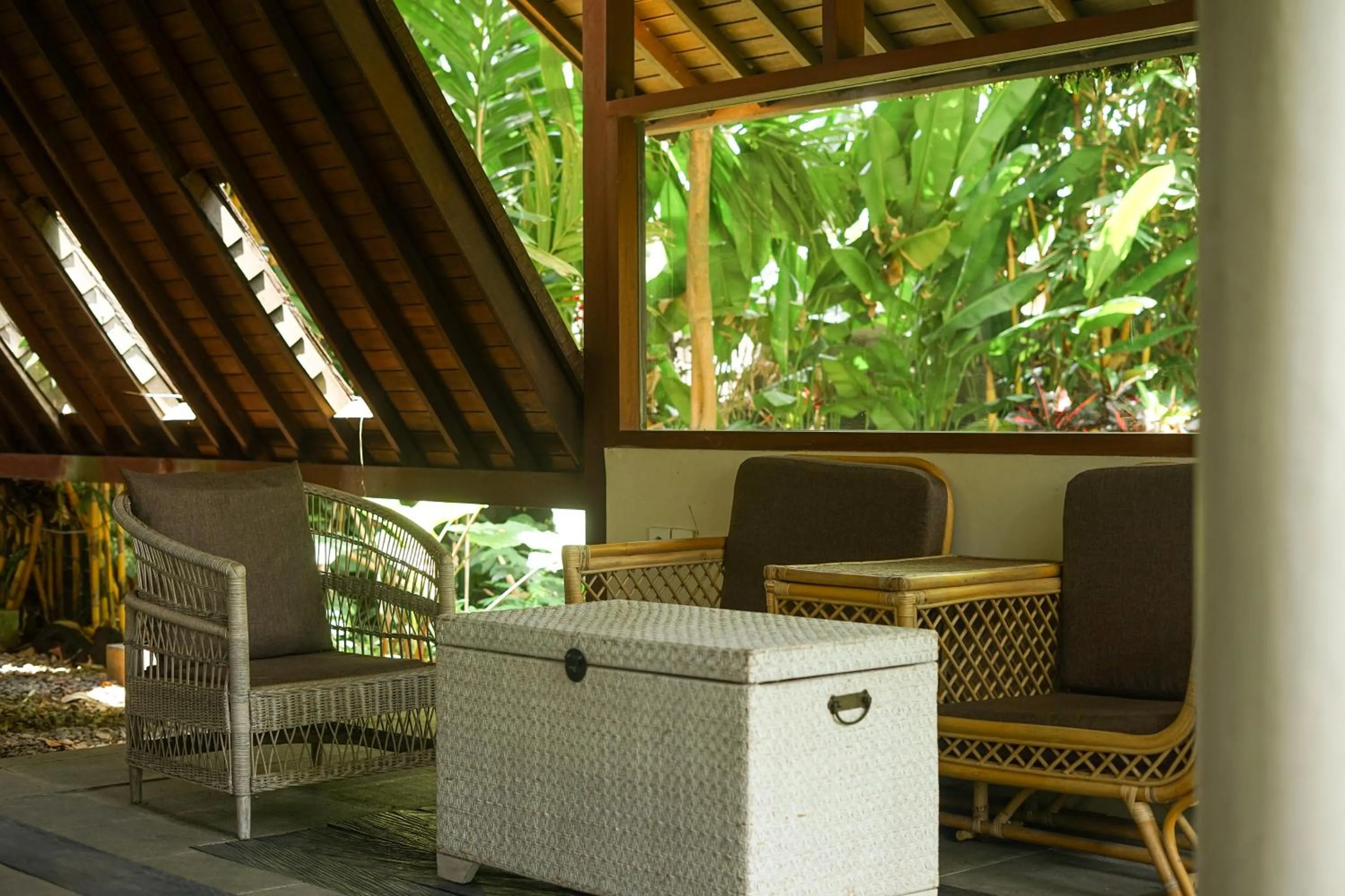 Seating area in Green Tree House Villa Ubud