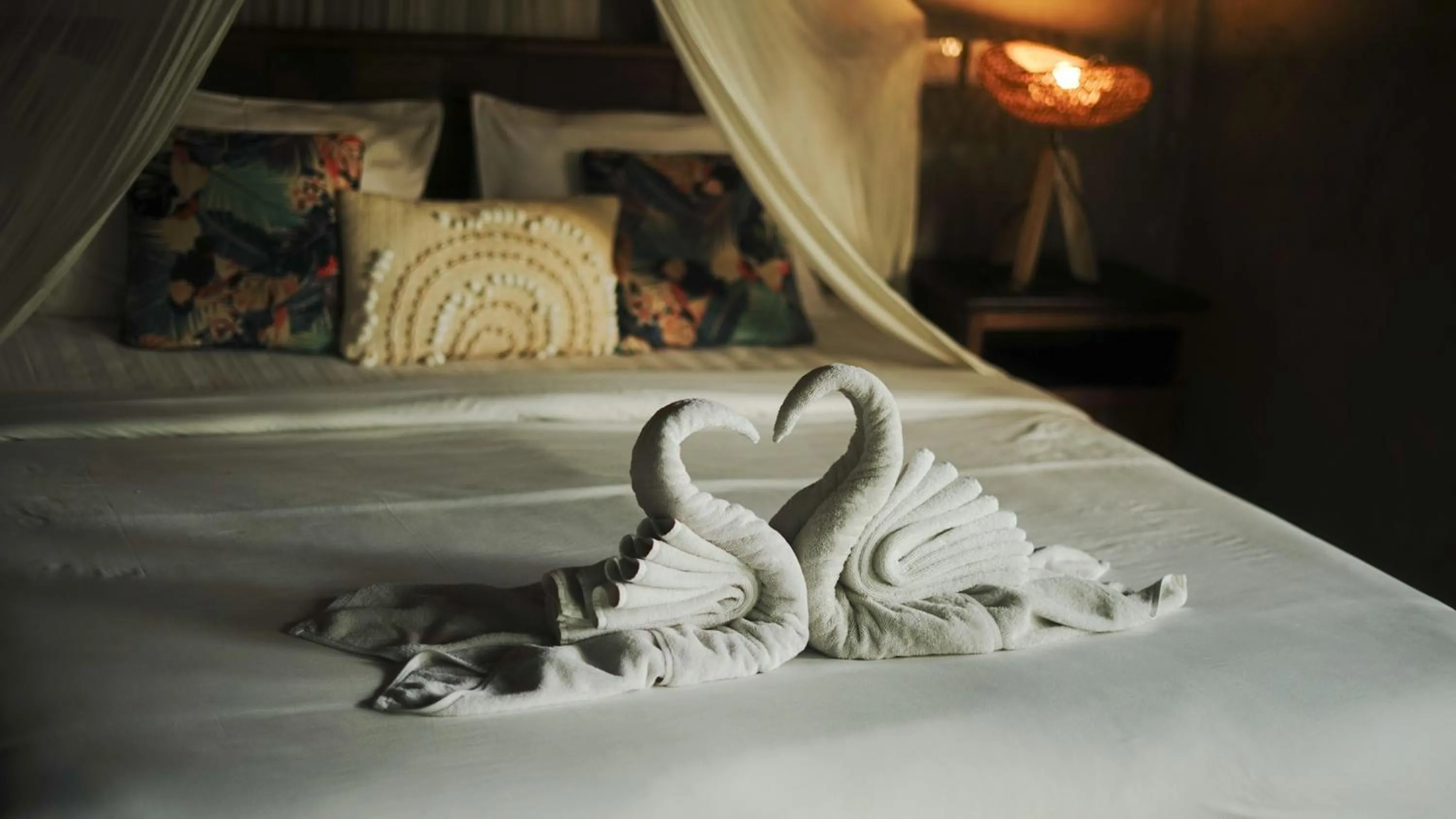 Bedroom, Bed in Green Tree House Villa Ubud