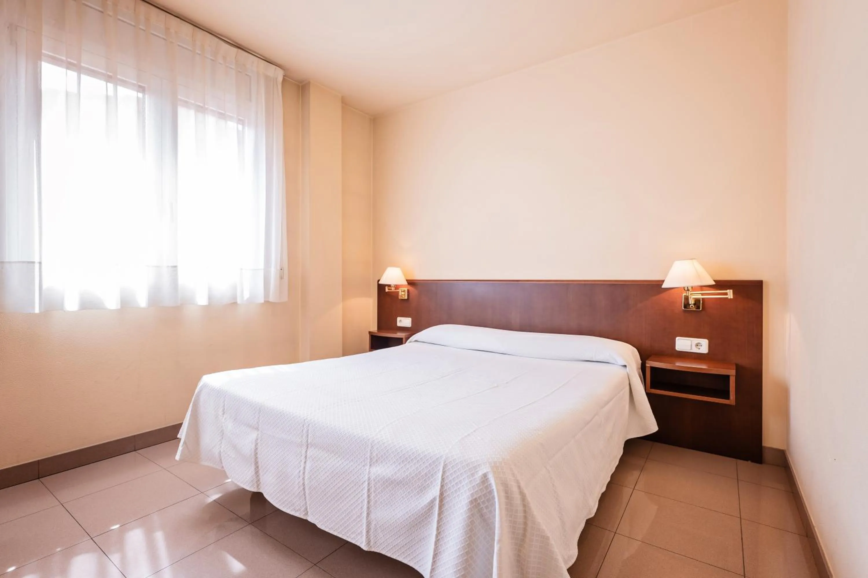 Bed in Hotel La Perla D'Olot