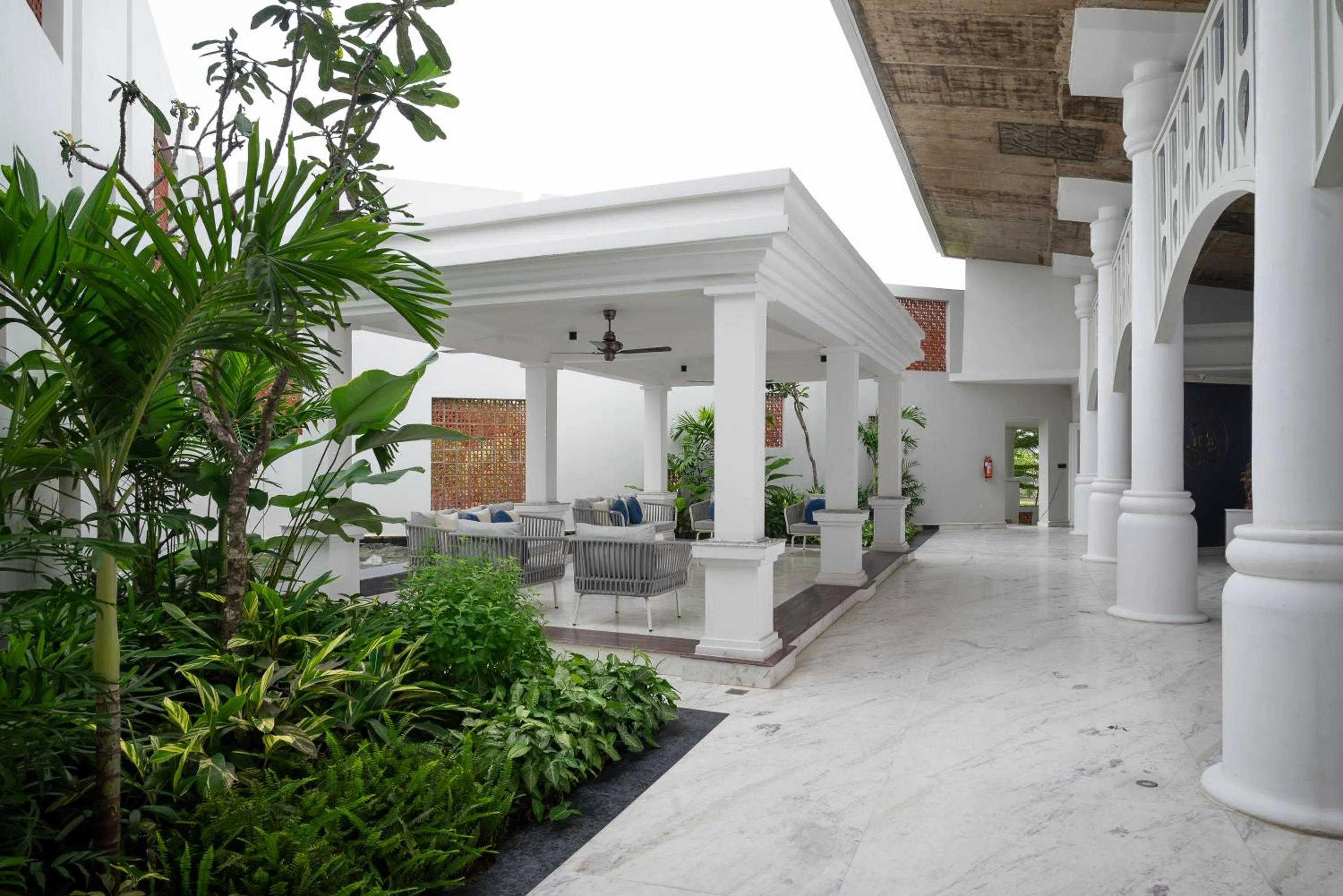 Facade/entrance in Hotel Sonar Bangla Mayapur