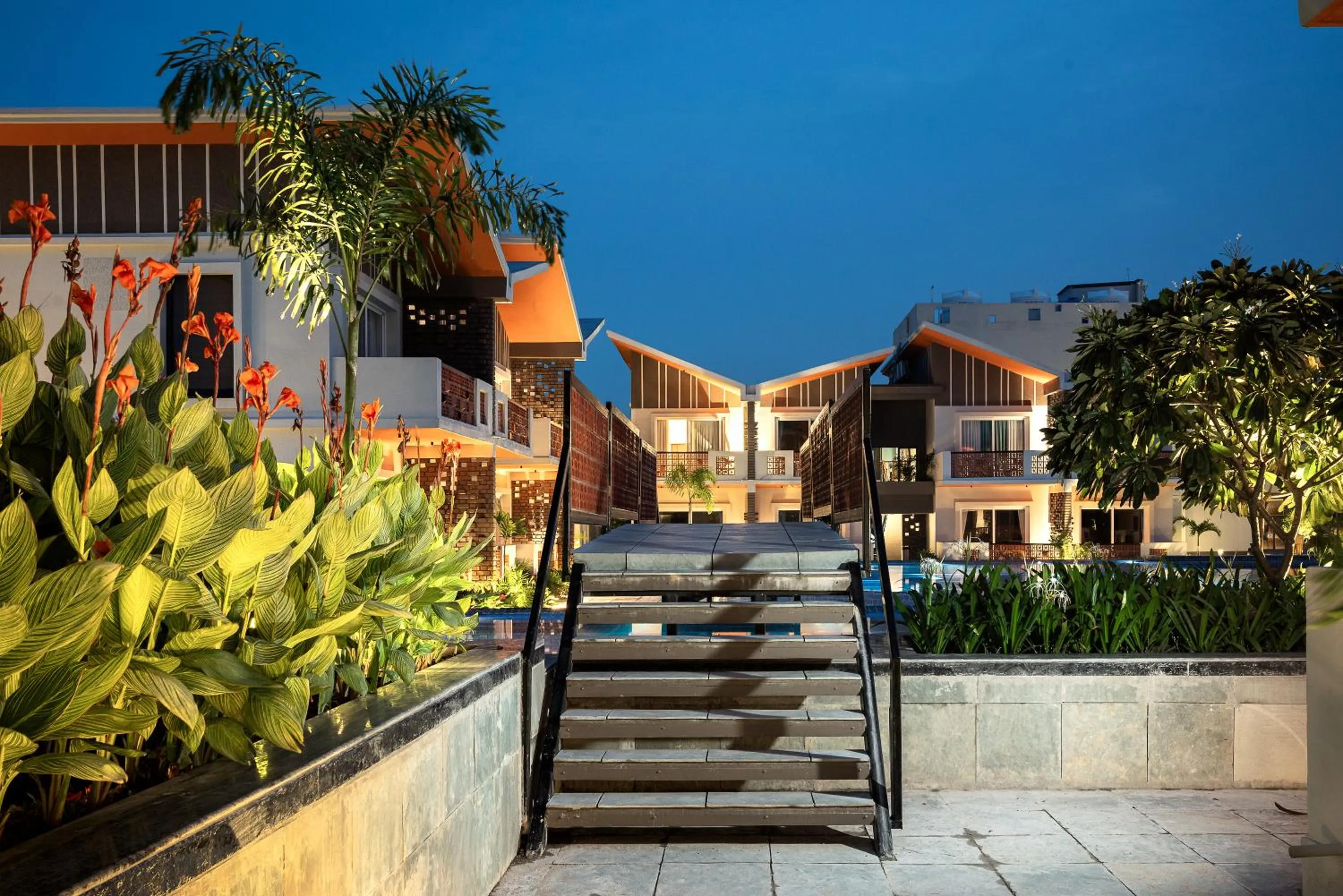 Swimming pool in Hotel Sonar Bangla Mayapur