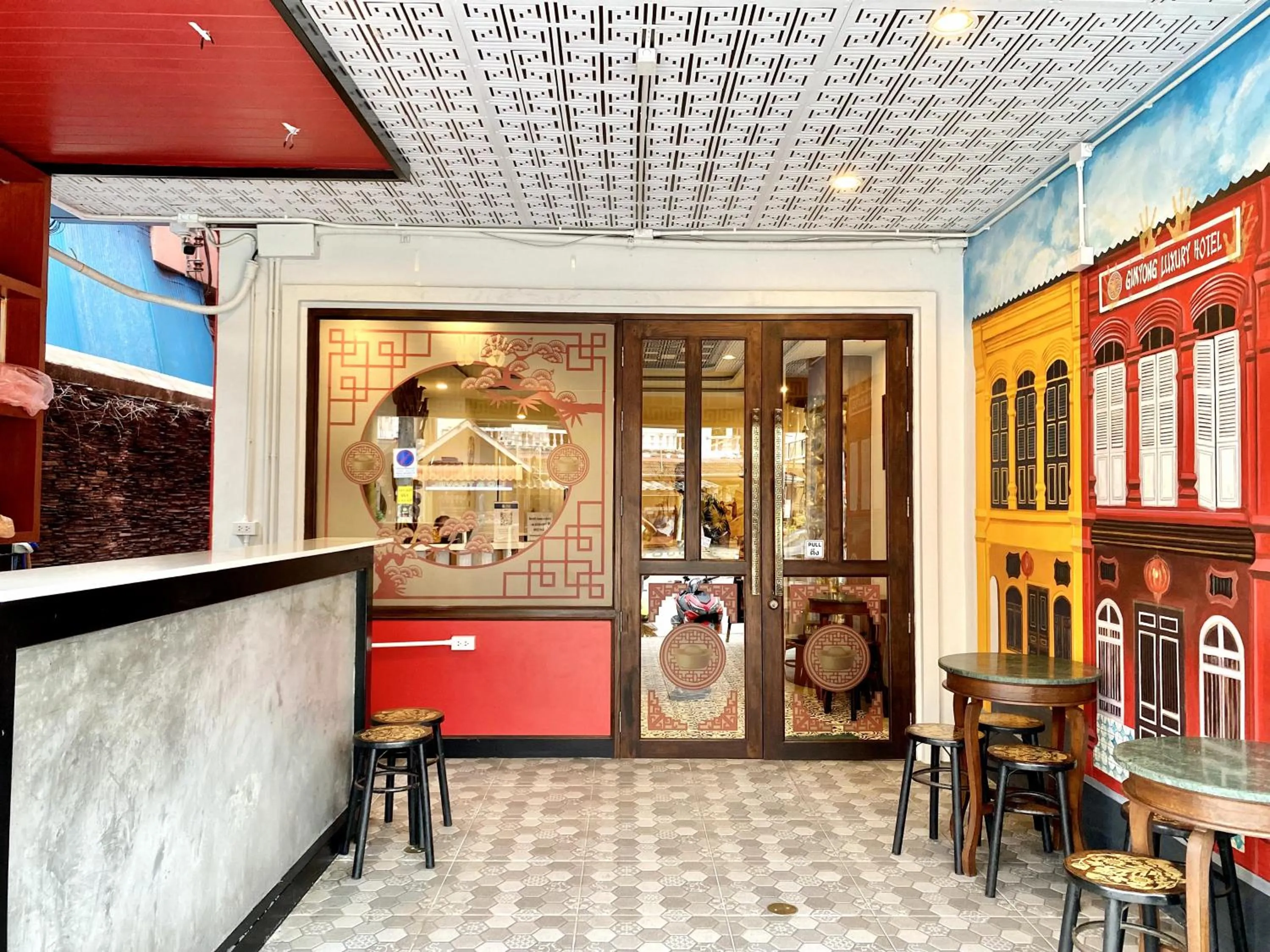 Property building in Sunray Beach Hotel Patong