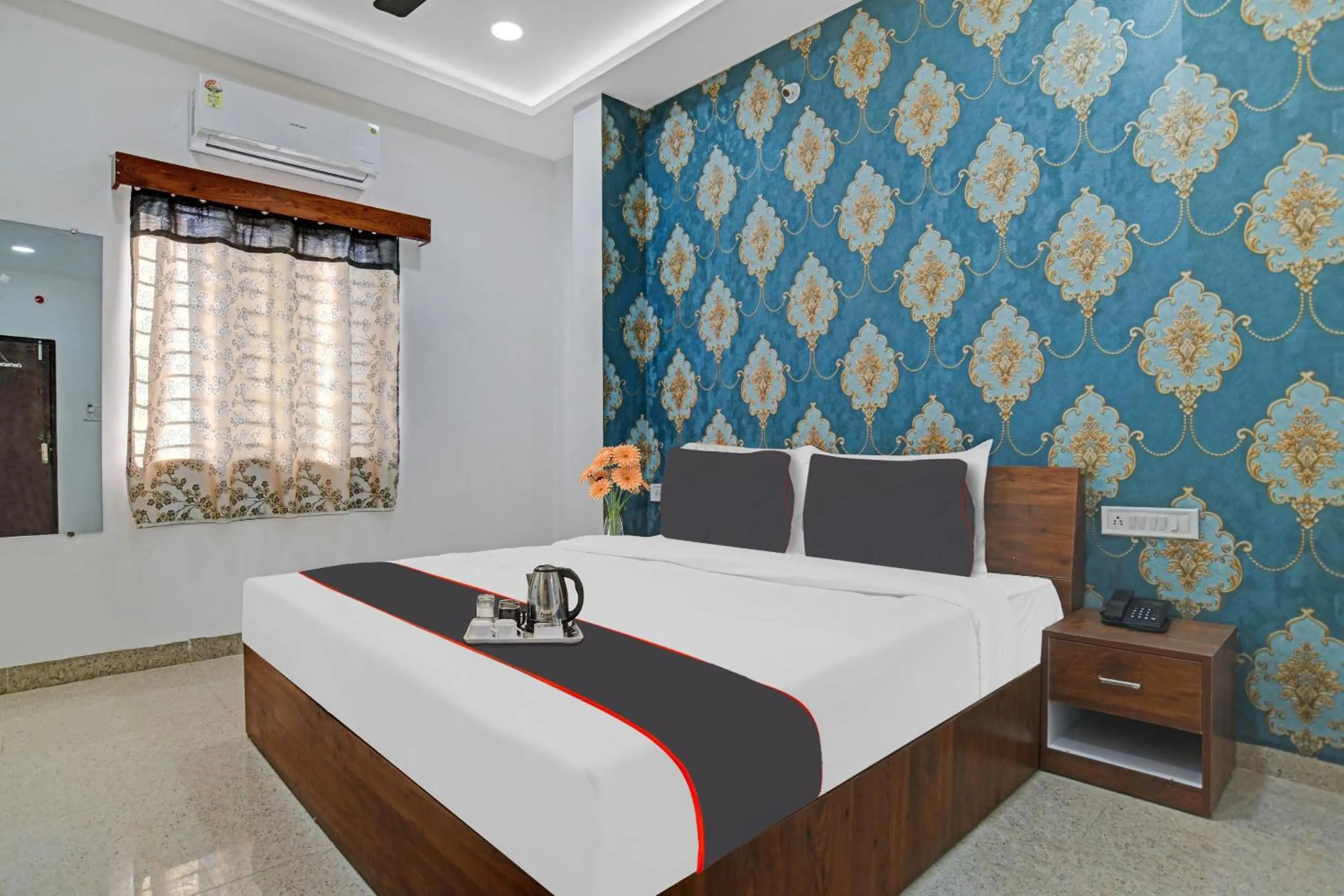 Lobby or reception, Bed in Hotel O Shivaay
