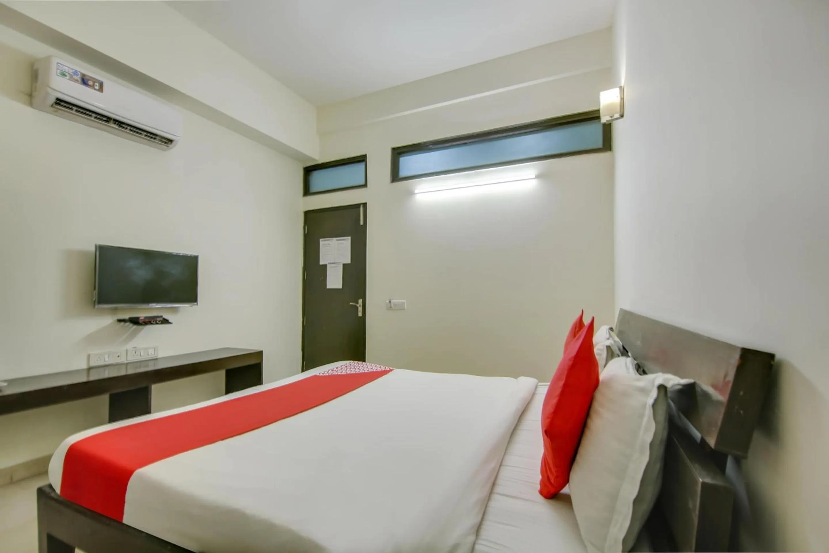 Bedroom, Bed in Hotel O Dream View