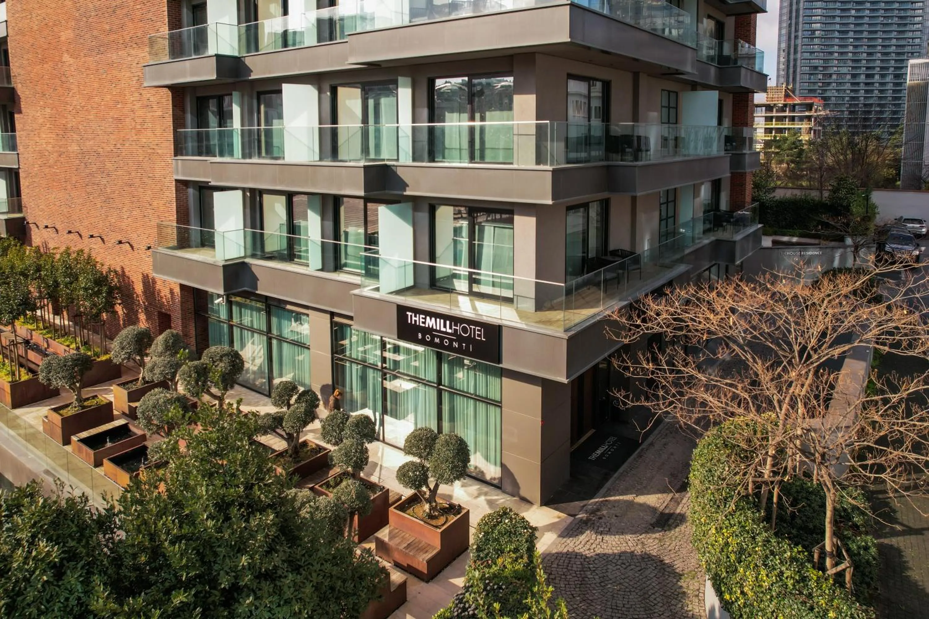 Property building in The Mill Bomonti