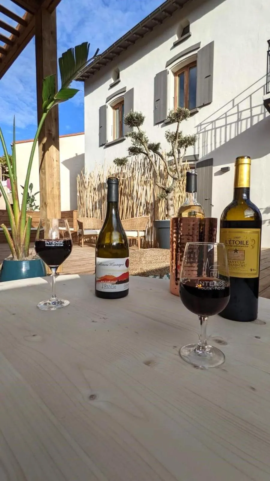 Patio in Intense Boutik-Hôtel