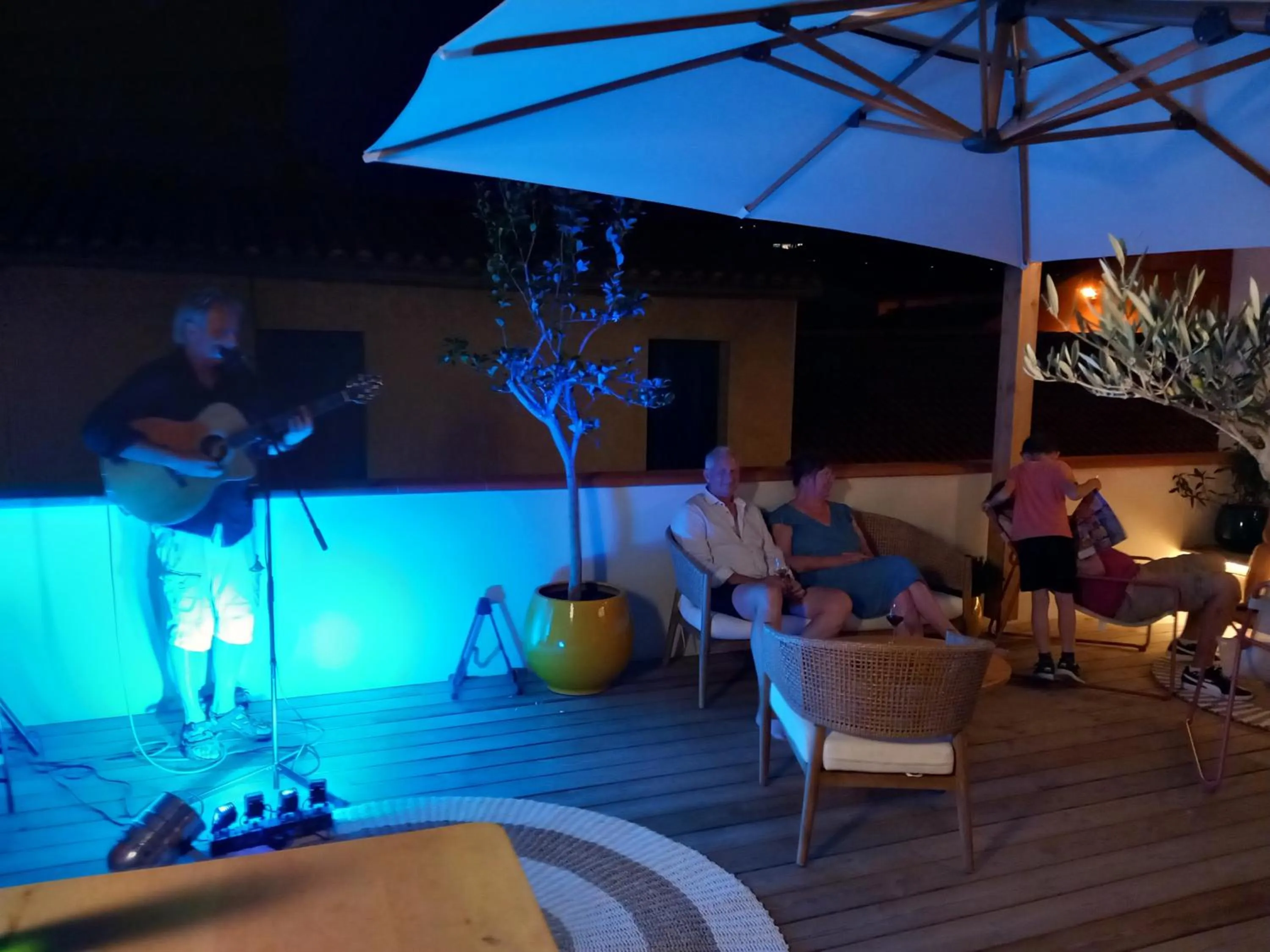 Patio in Intense Boutik-Hôtel