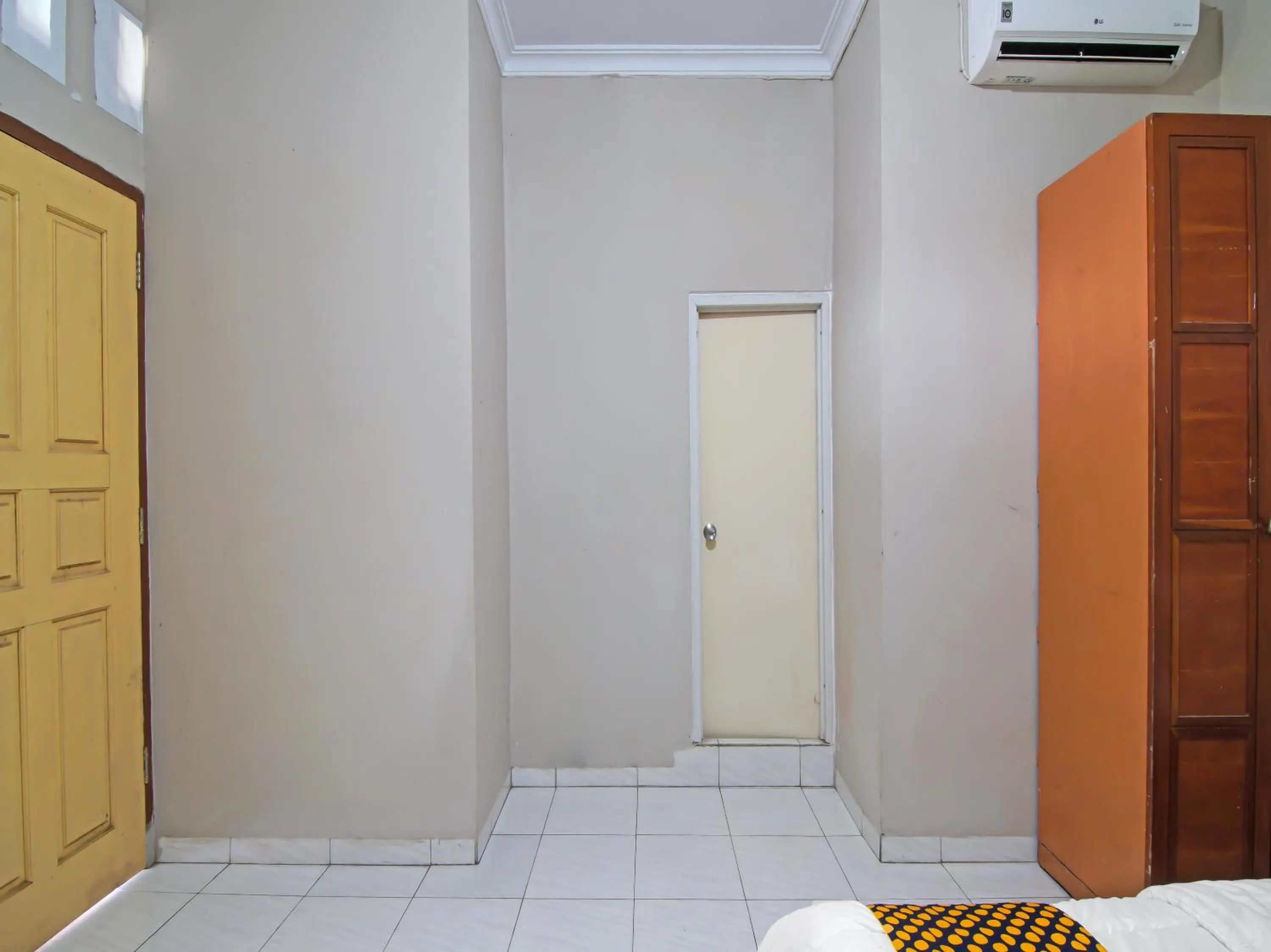 Bedroom in Hotel O Flamboyan 25 Homestay Syariah