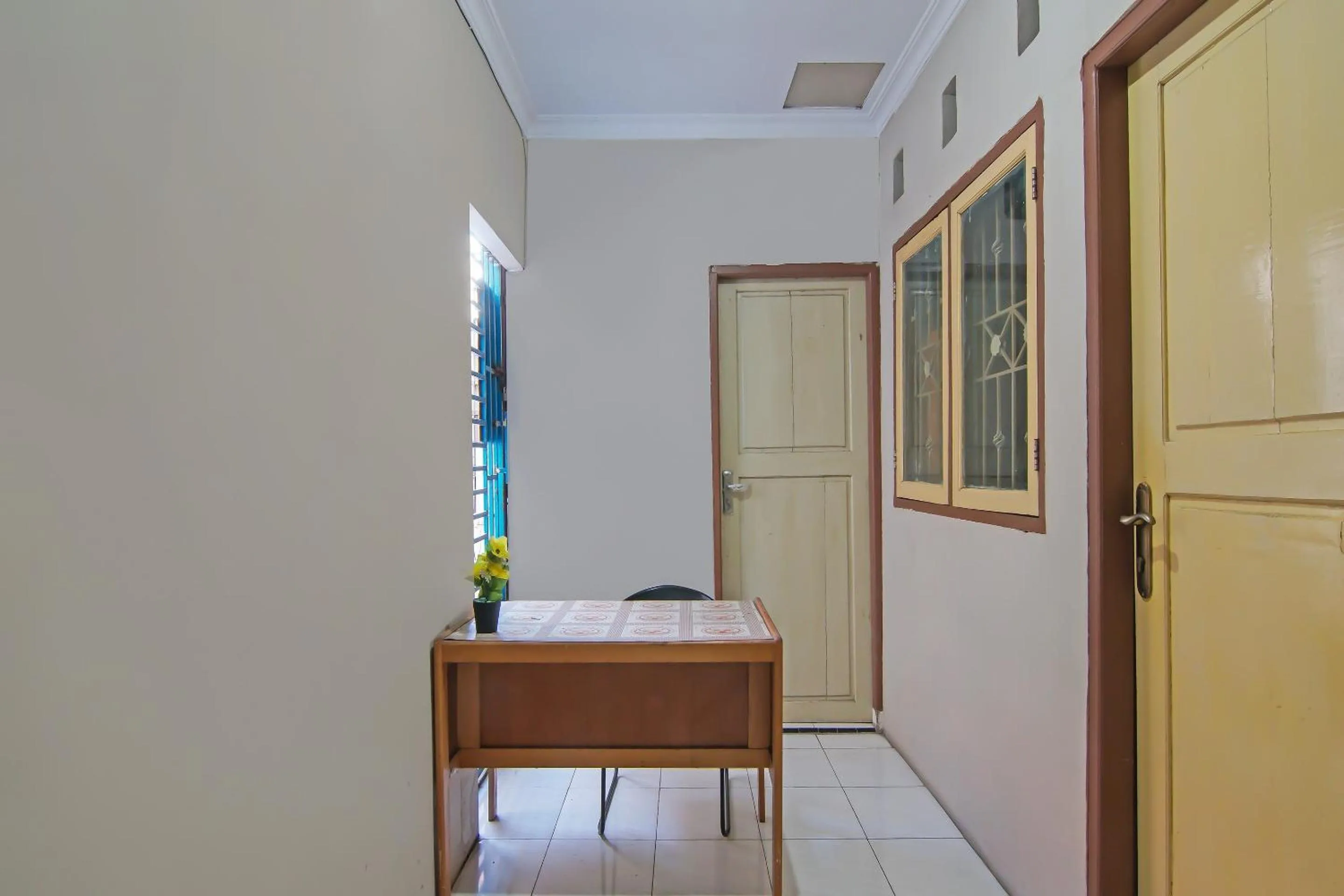 Lobby or reception in Hotel O Flamboyan 25 Homestay Syariah