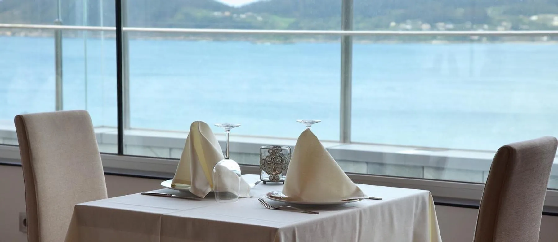 Restaurant/places to eat in Apartamentos Las Sirenas