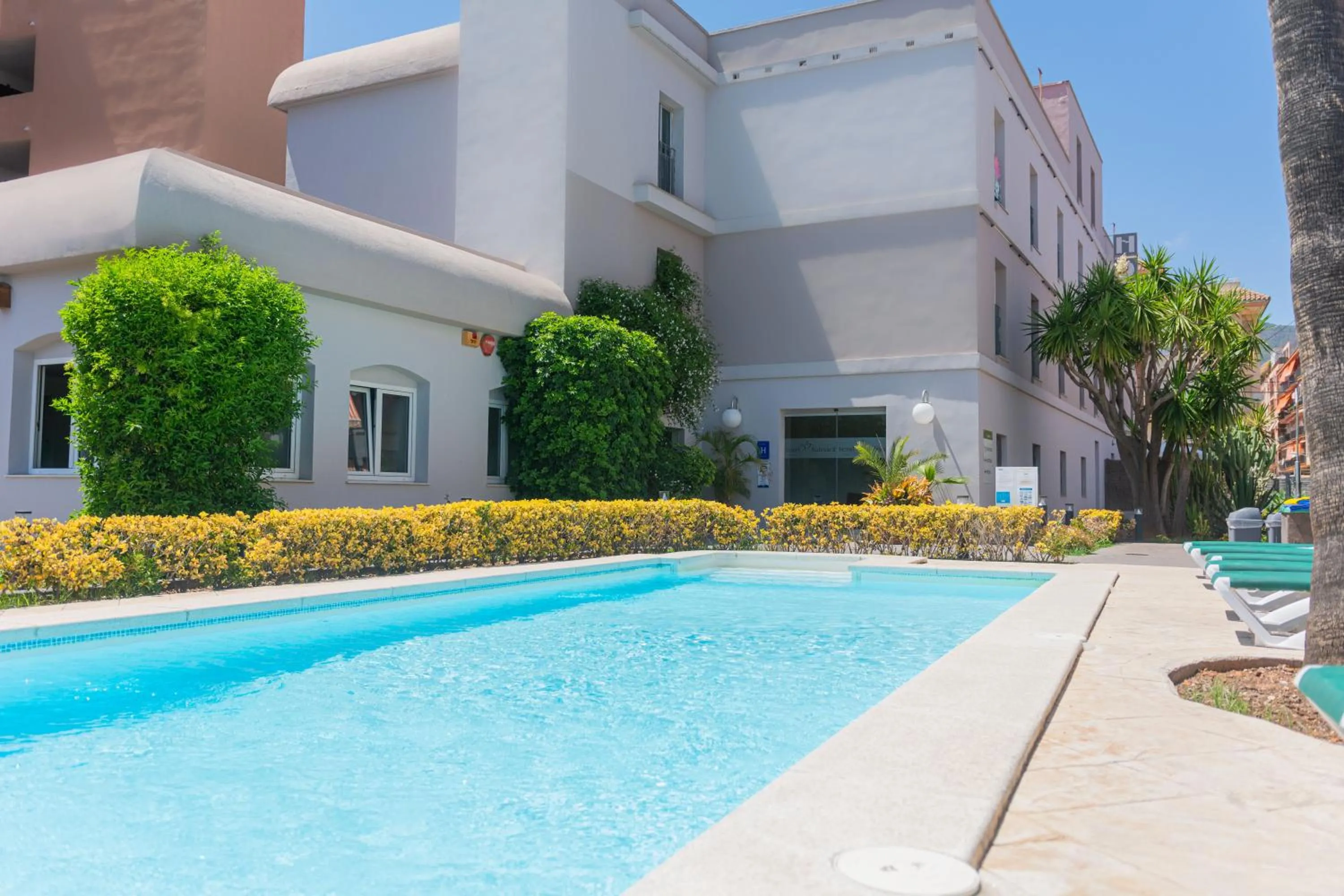 Swimming pool in Hotel Bulevard