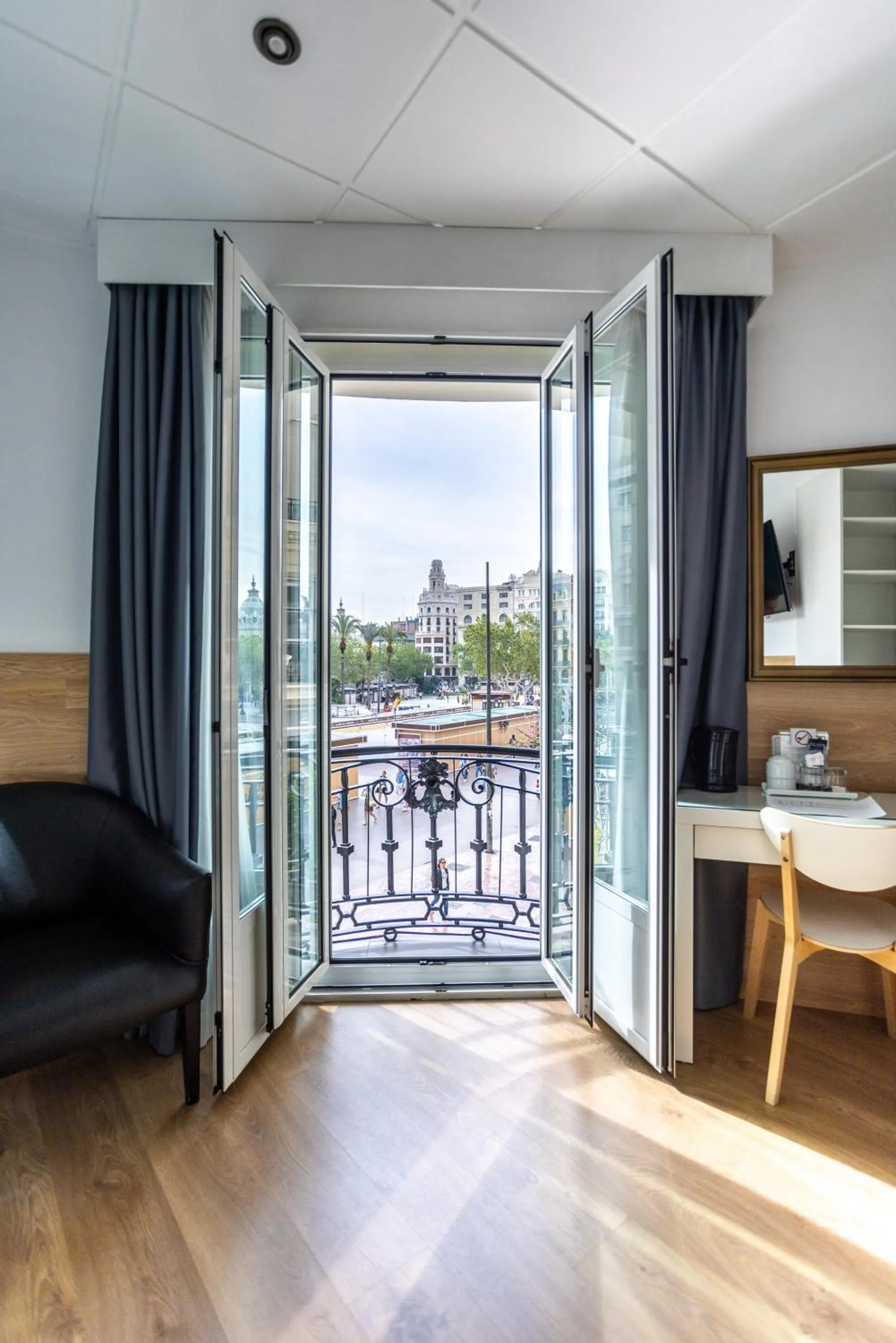 Off site in Venecia Plaza Centro