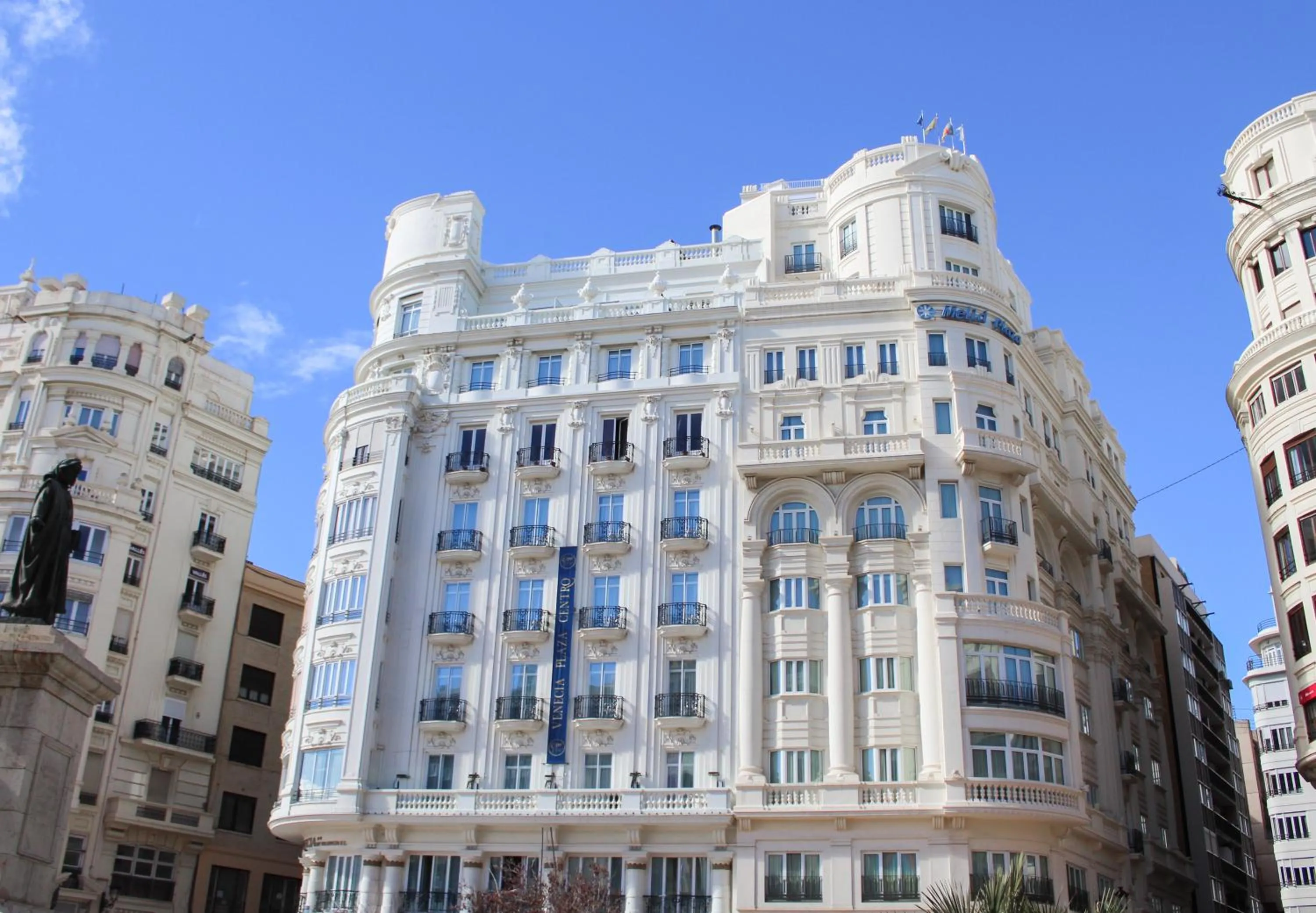 Property building in Venecia Plaza Centro