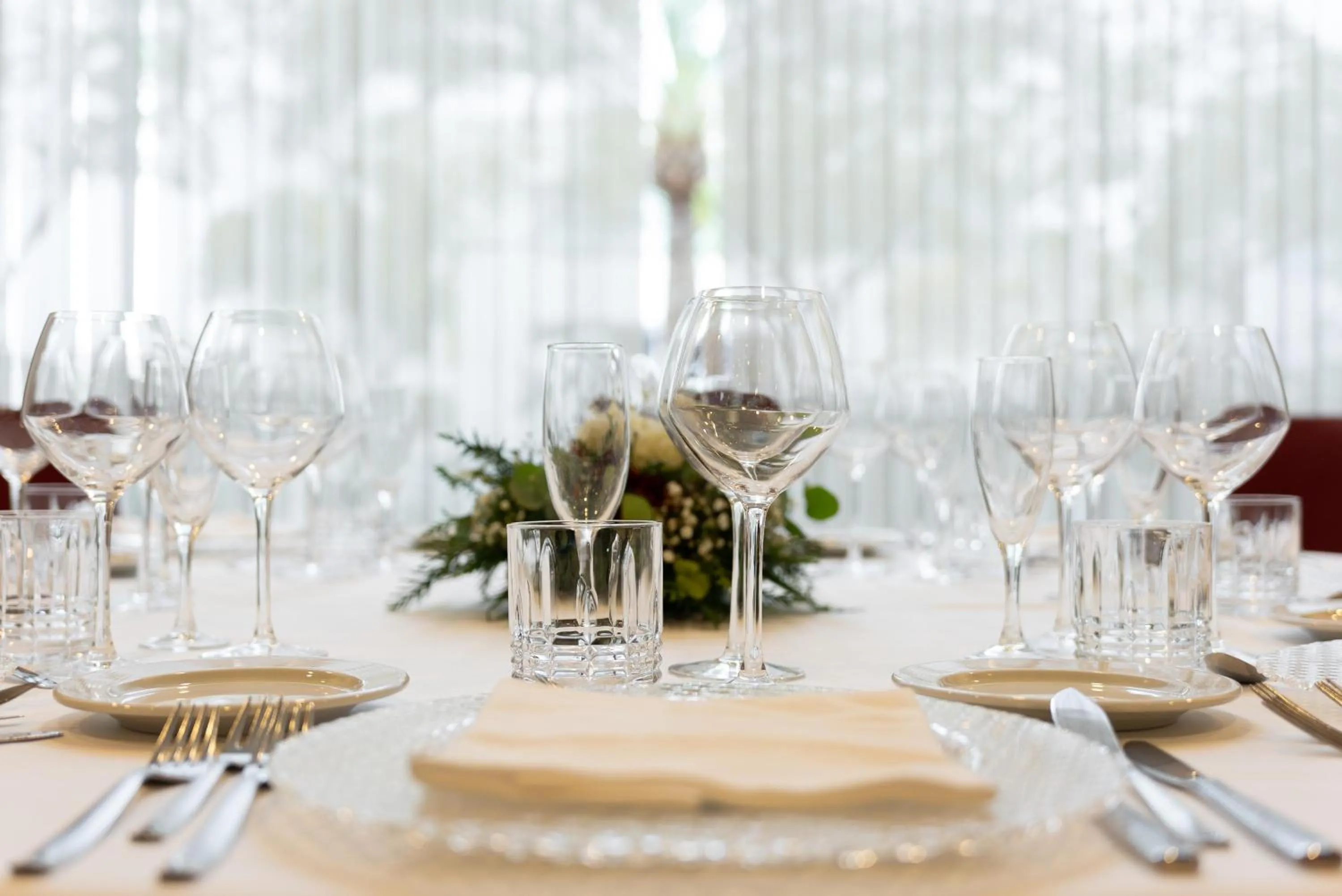 Restaurant/places to eat in Port Elche