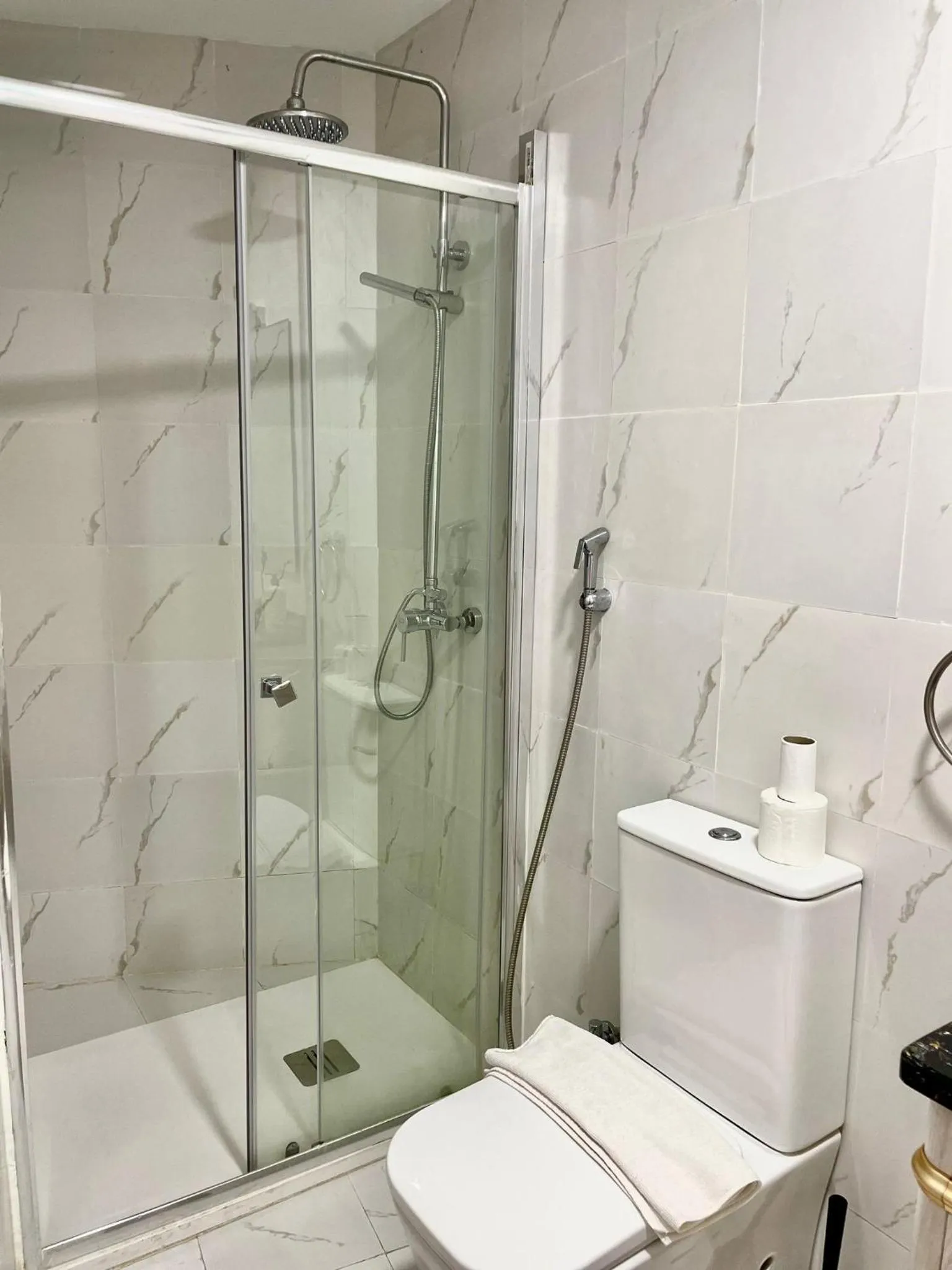 Shower in SL Marbella