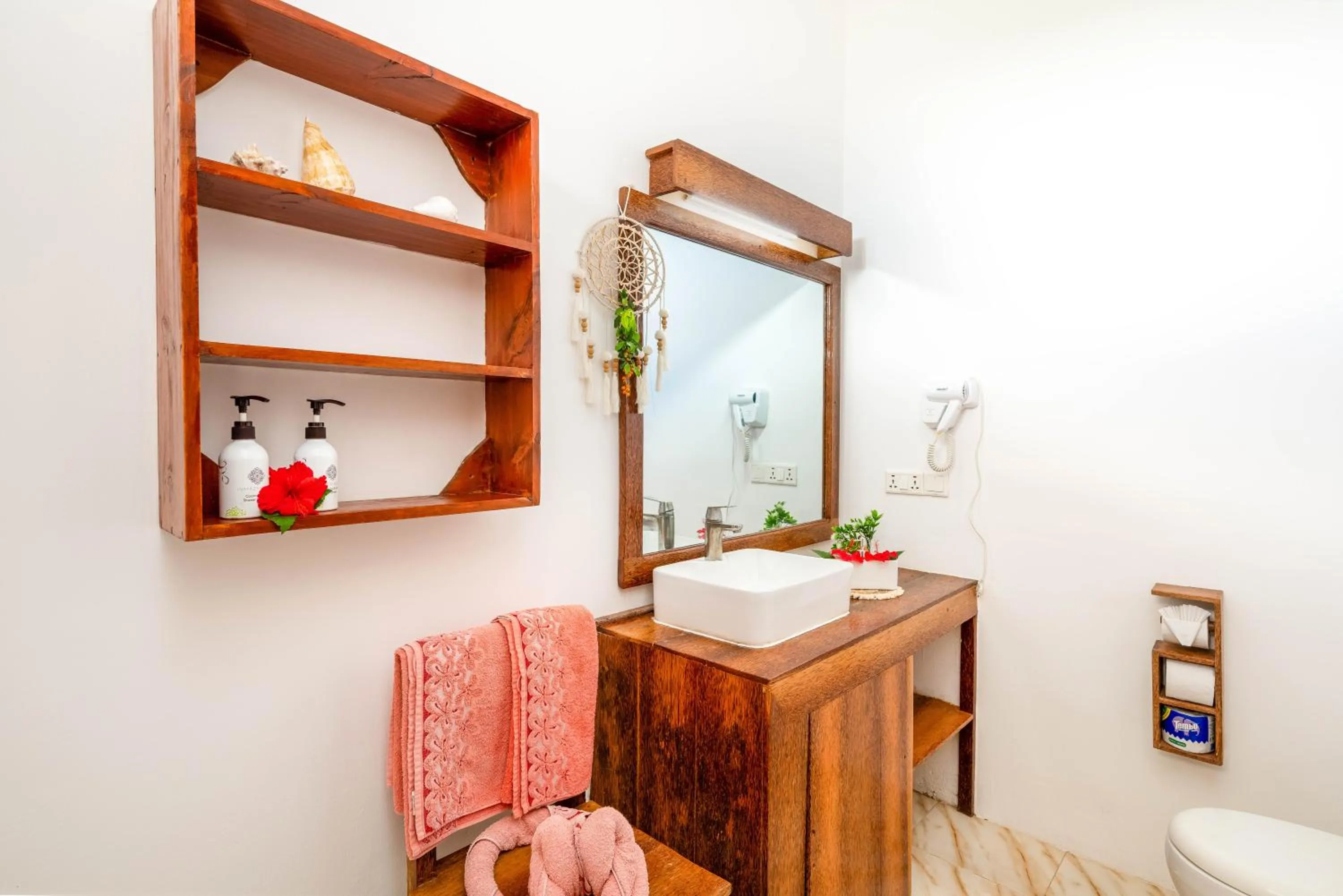 Bathroom in Haber Hotel & SPA