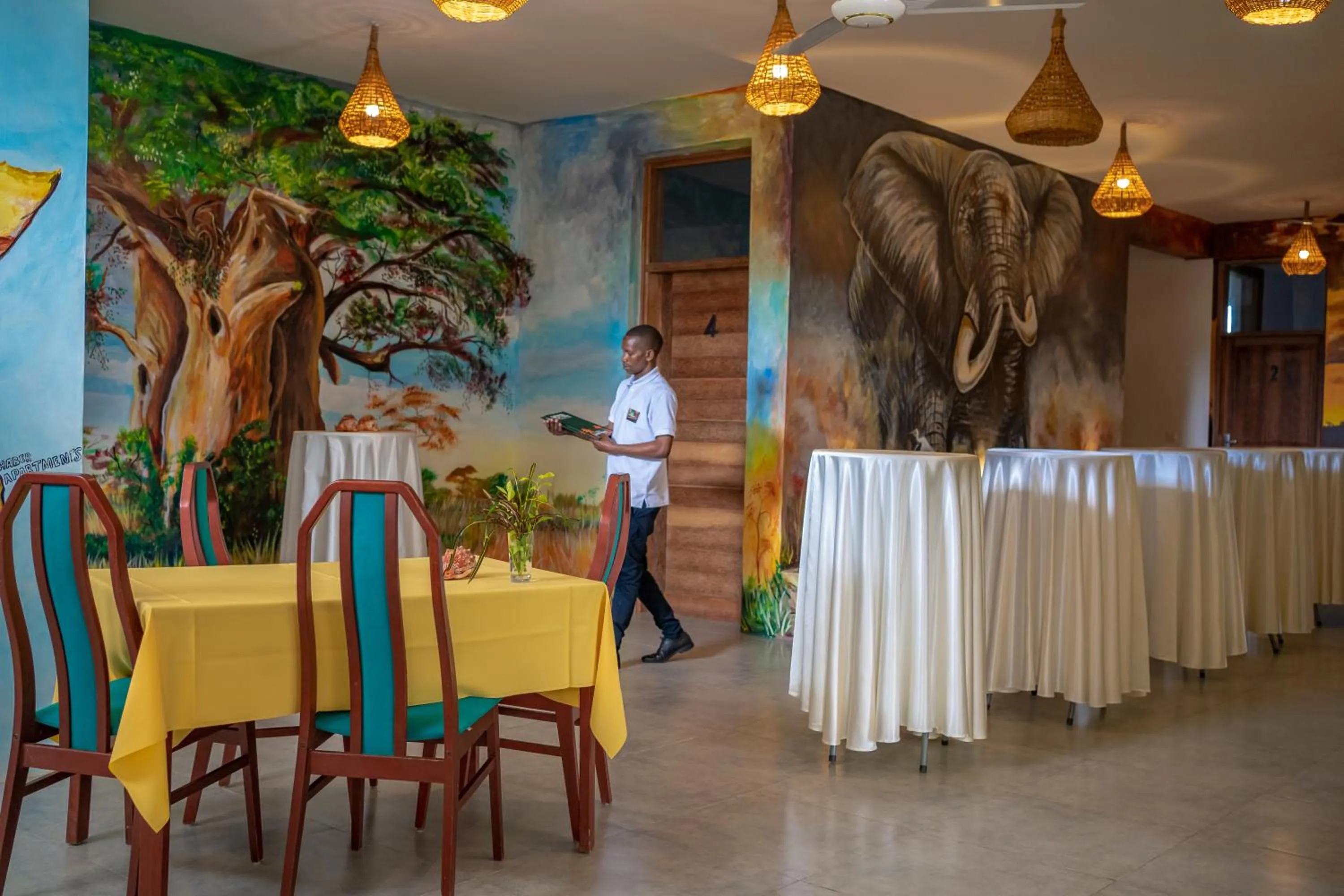 Restaurant/places to eat in Haber Hotel & SPA