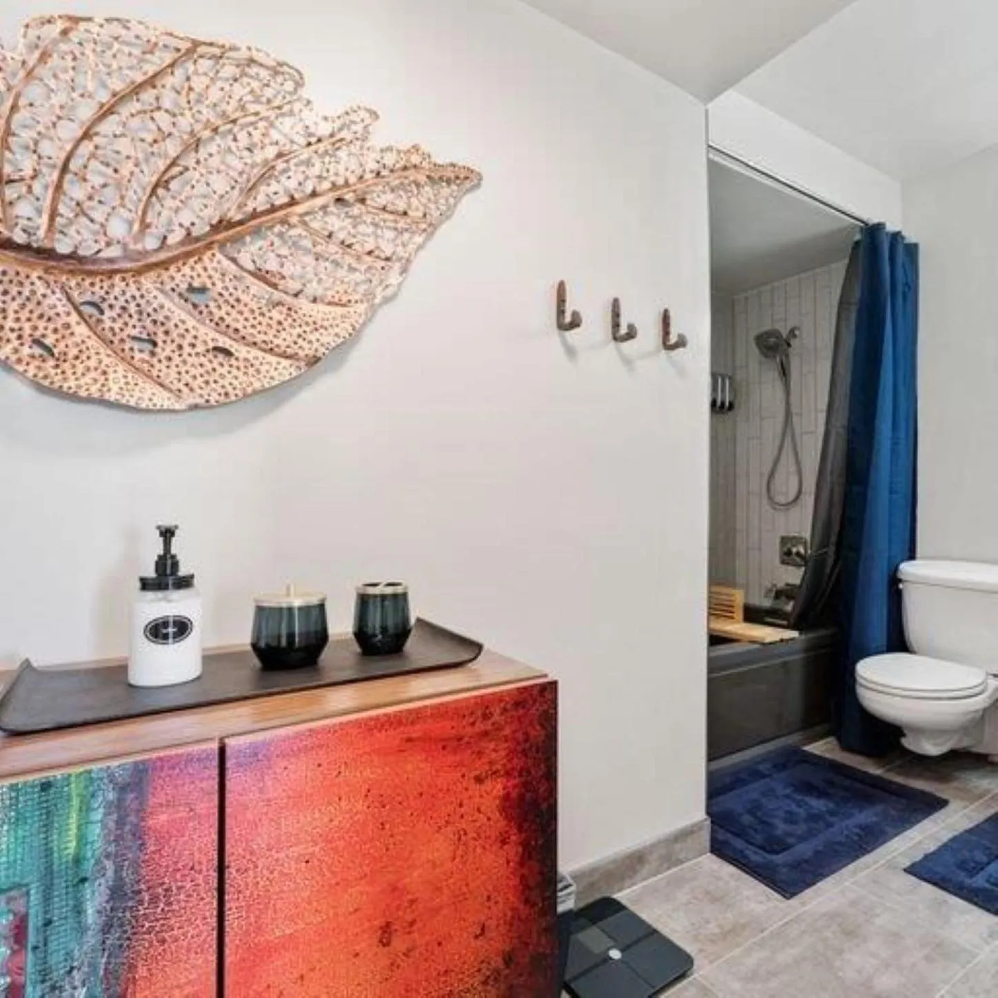 Toilet in Panorama Place