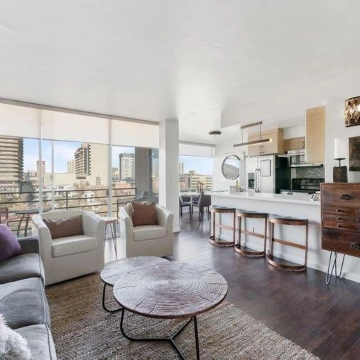 Kitchen or kitchenette in Panorama Place