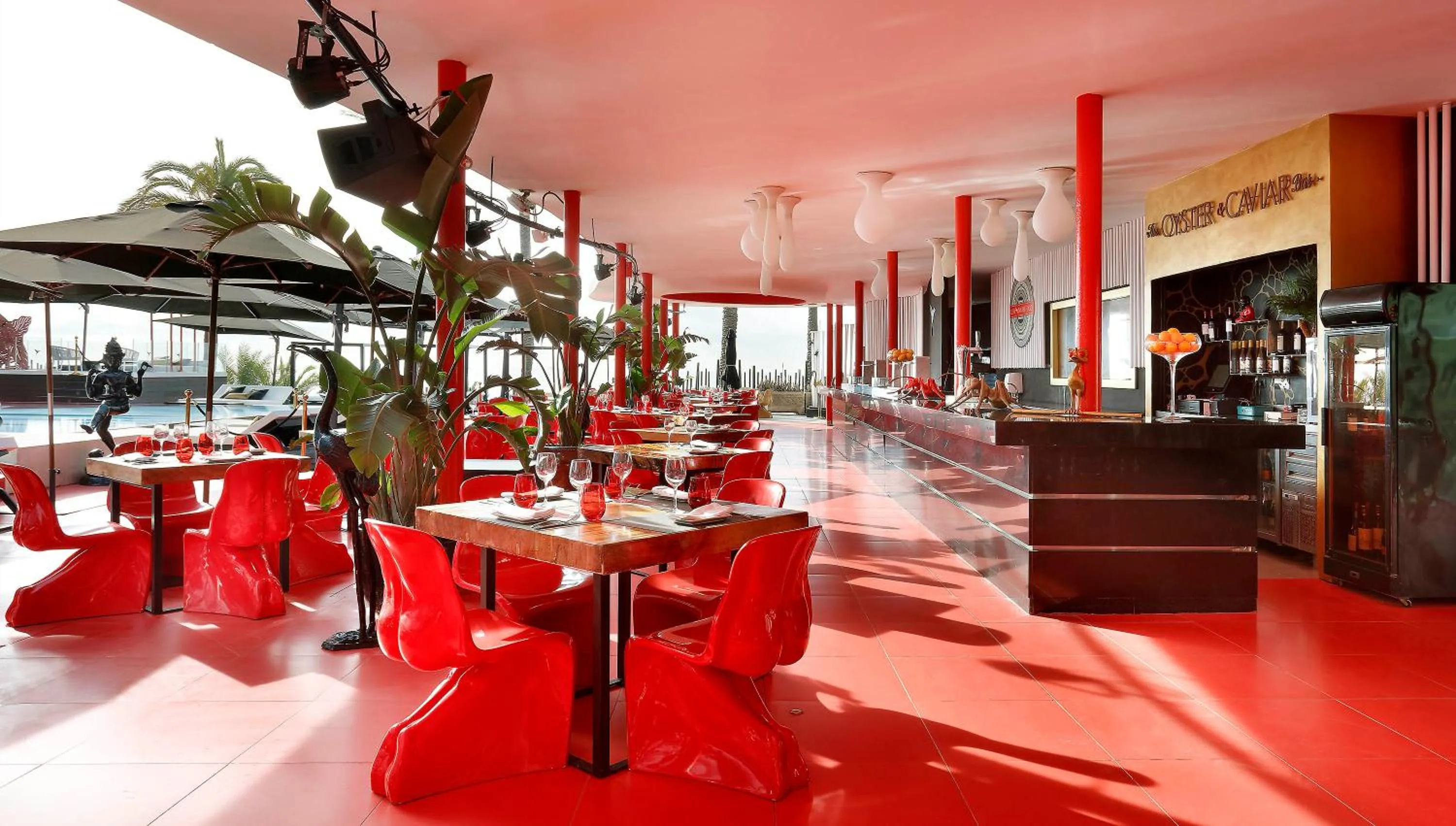 Restaurant/places to eat in The Unexpected Ibiza Hotel - Ushuaïa Club entrance included