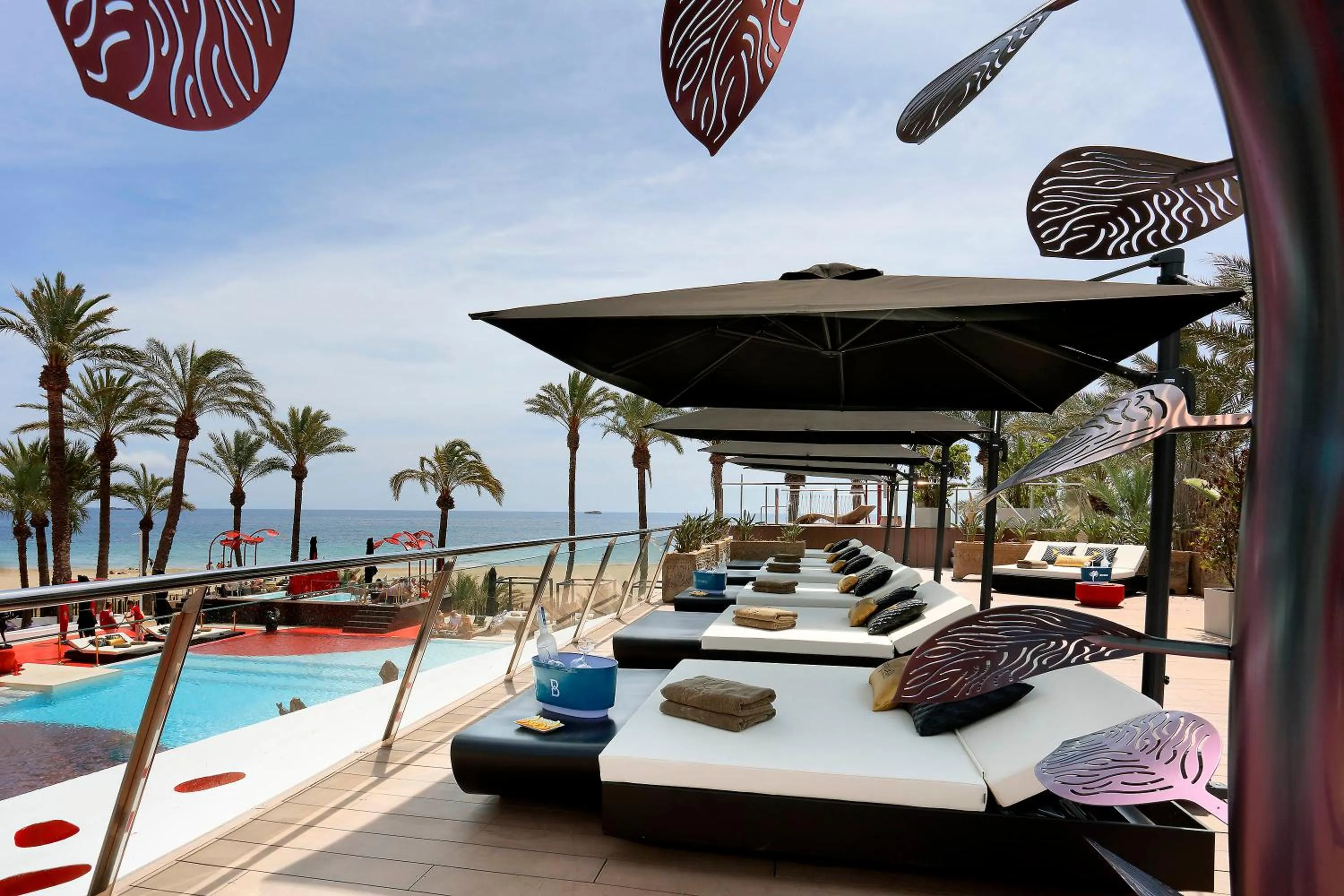 Restaurant/places to eat in The Unexpected Ibiza Hotel - Ushuaïa Club entrance included