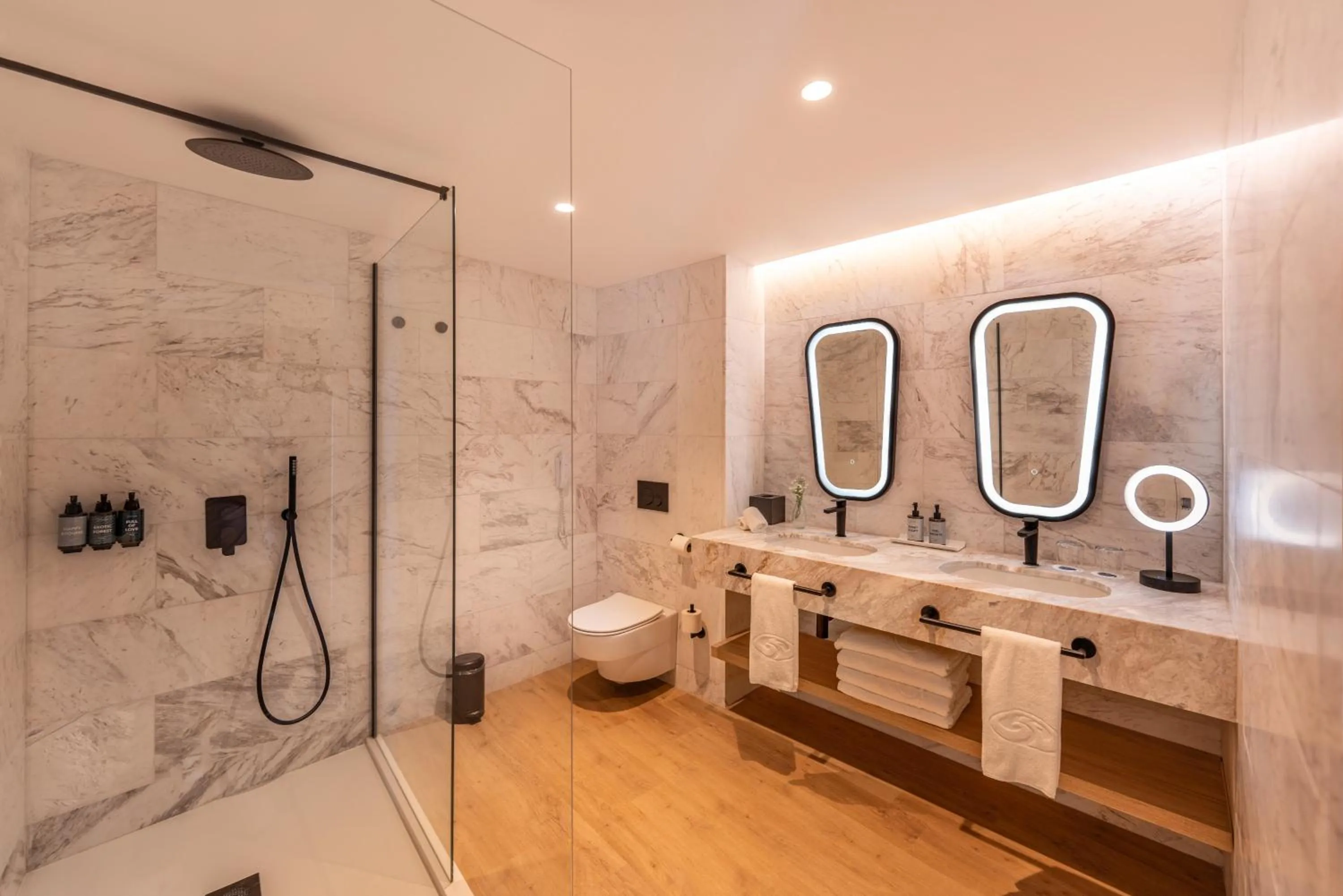 Bathroom in Grand Palladium Select Palace Ibiza - All Inclusive