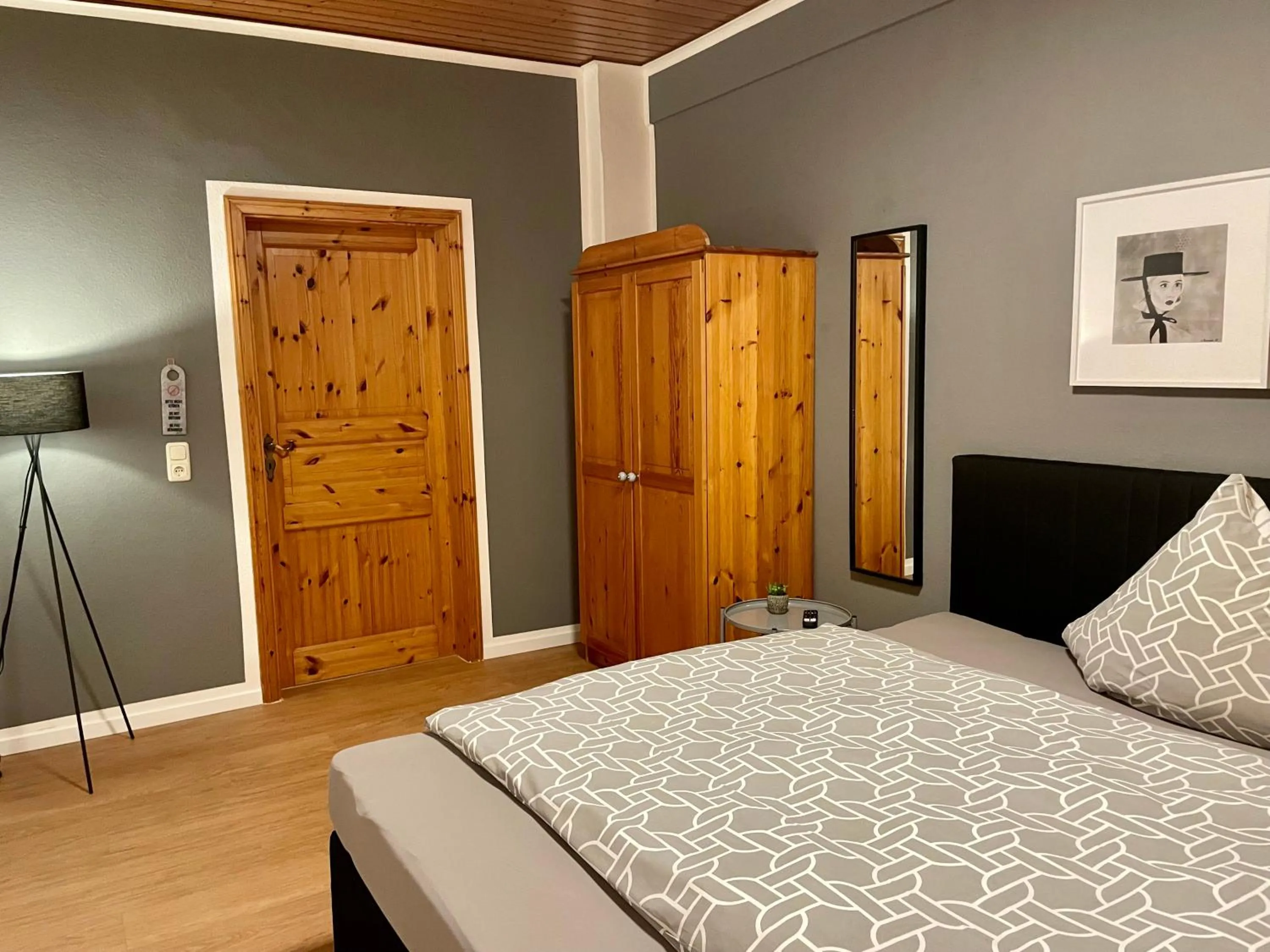 Bed in Schweier Krug