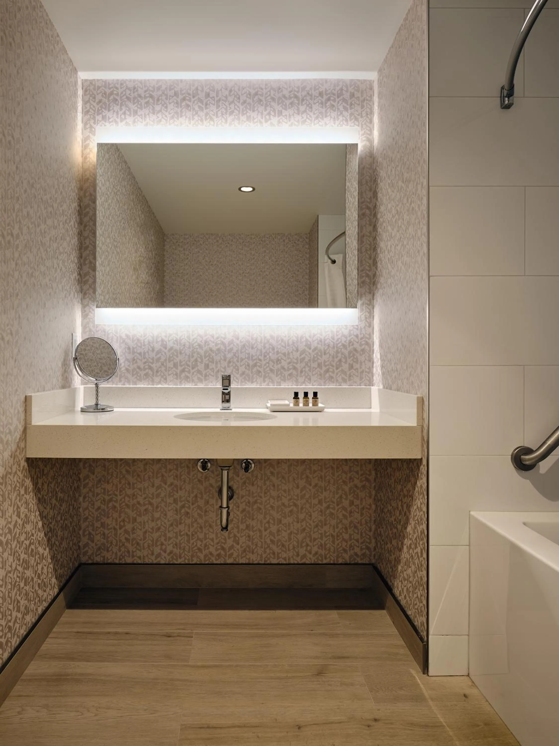 Bathroom in Great Blue Heron Hotel